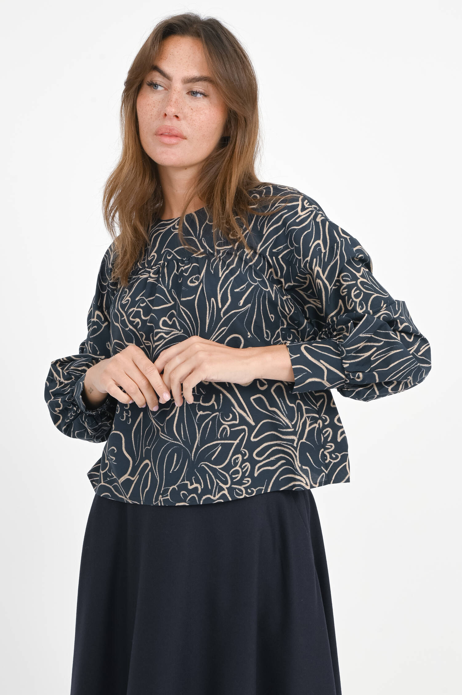 Gemusterte Bluse DEPRESSA in Navy/Beige Gemusterte Bluse DEPRESSA in Navy/Beige