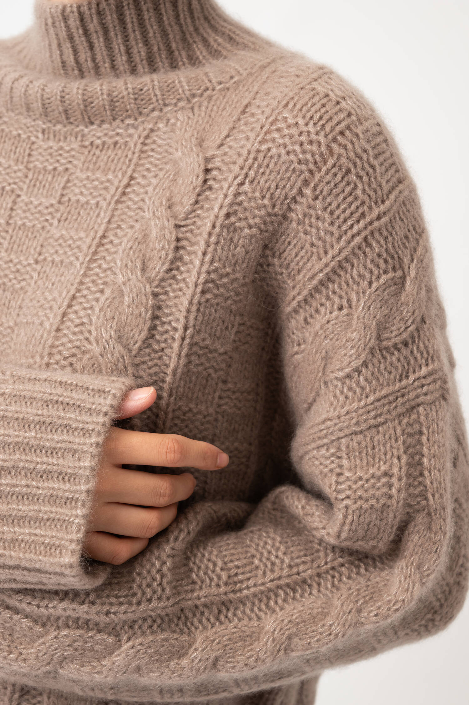 Cashmere-Seiden-Zopfstrick-Pullover JADE in Beige Cashmere-Seiden-Zopfstrick-Pullover JADE in Beige