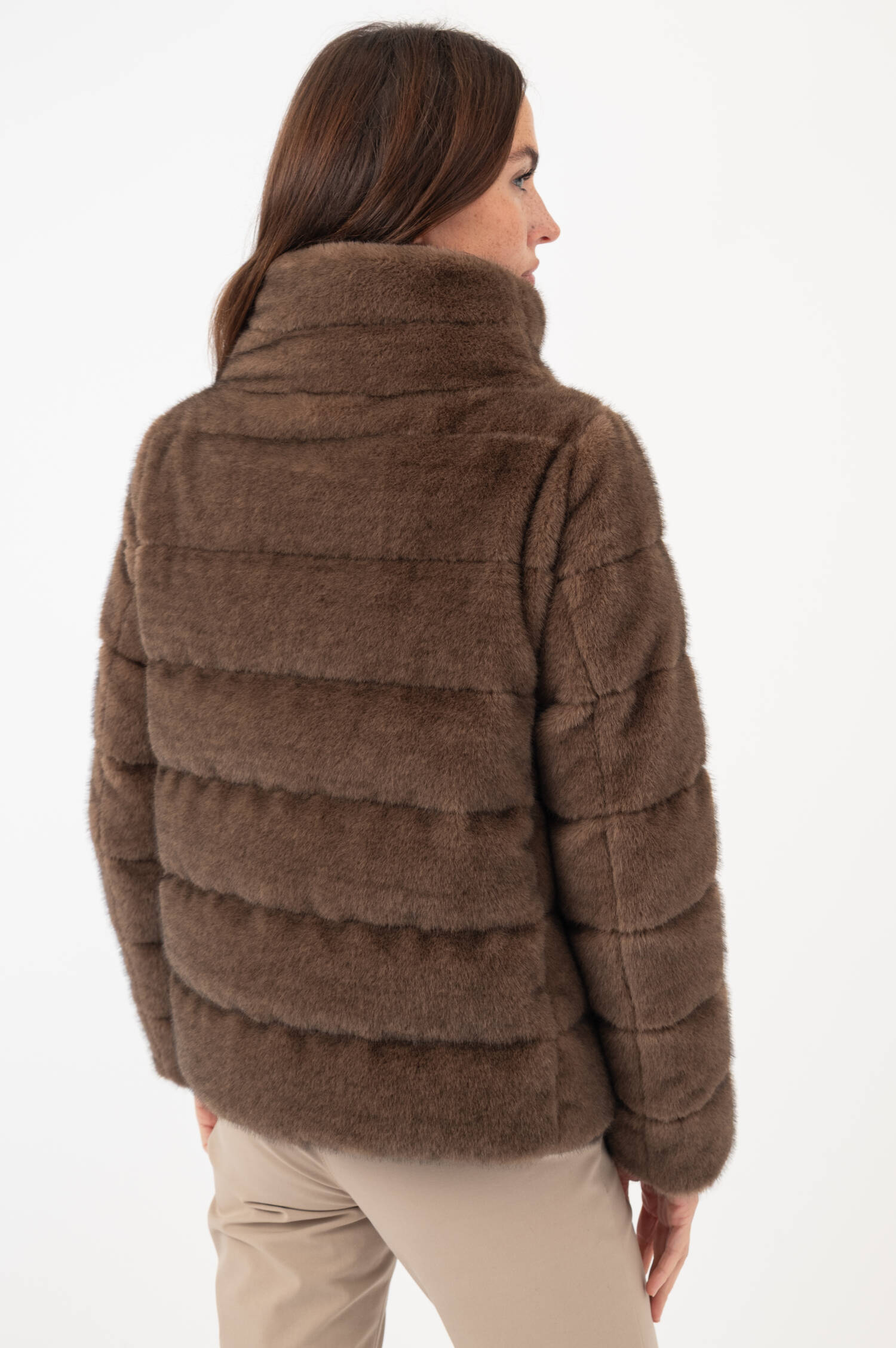 Faux-Fur-Daunensteppjacke in Braun Faux-Fur-Daunensteppjacke in Braun