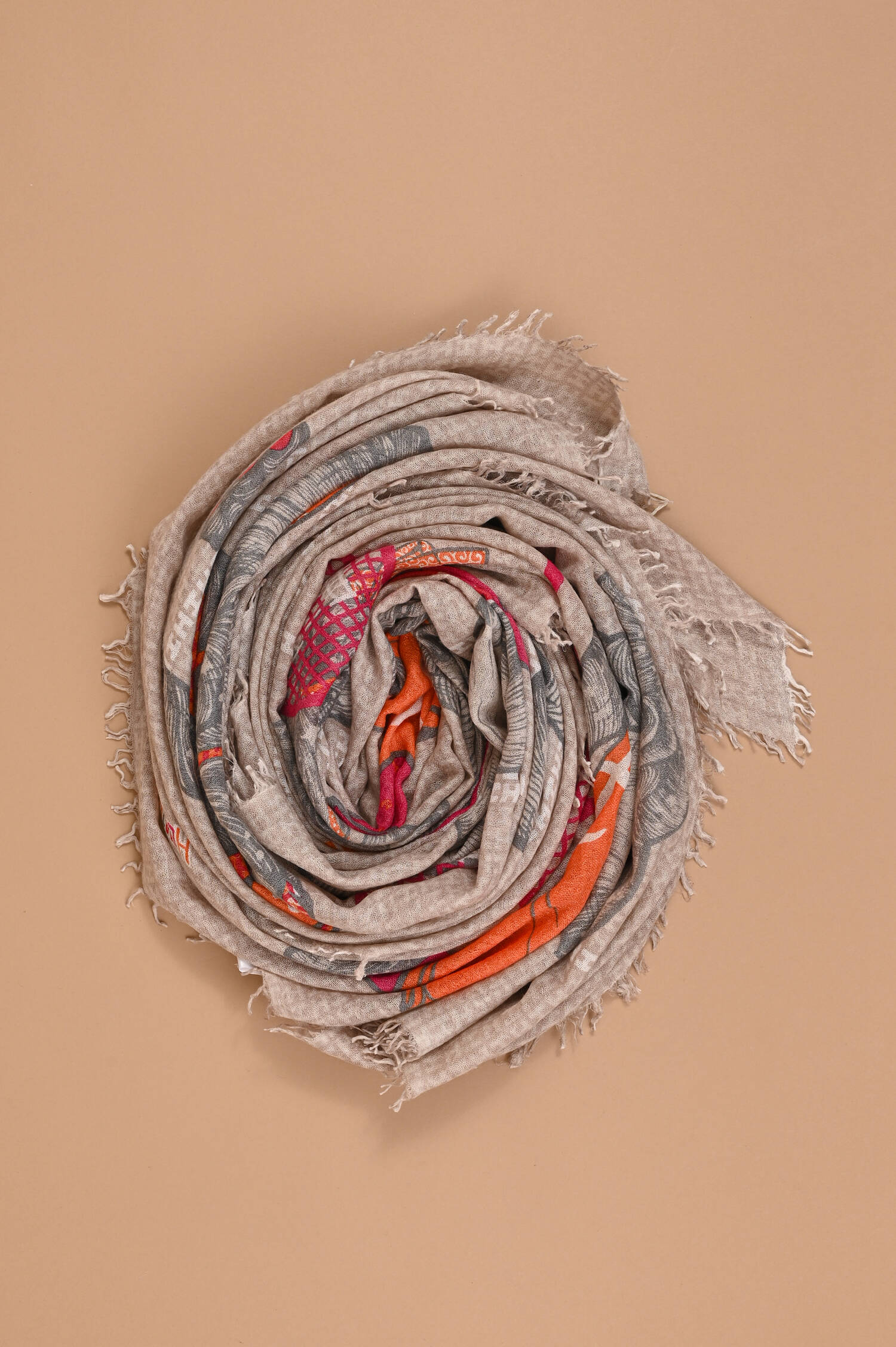 Tuch "OMATCH" aus Cashmere-Seiden-Mix in Taupe