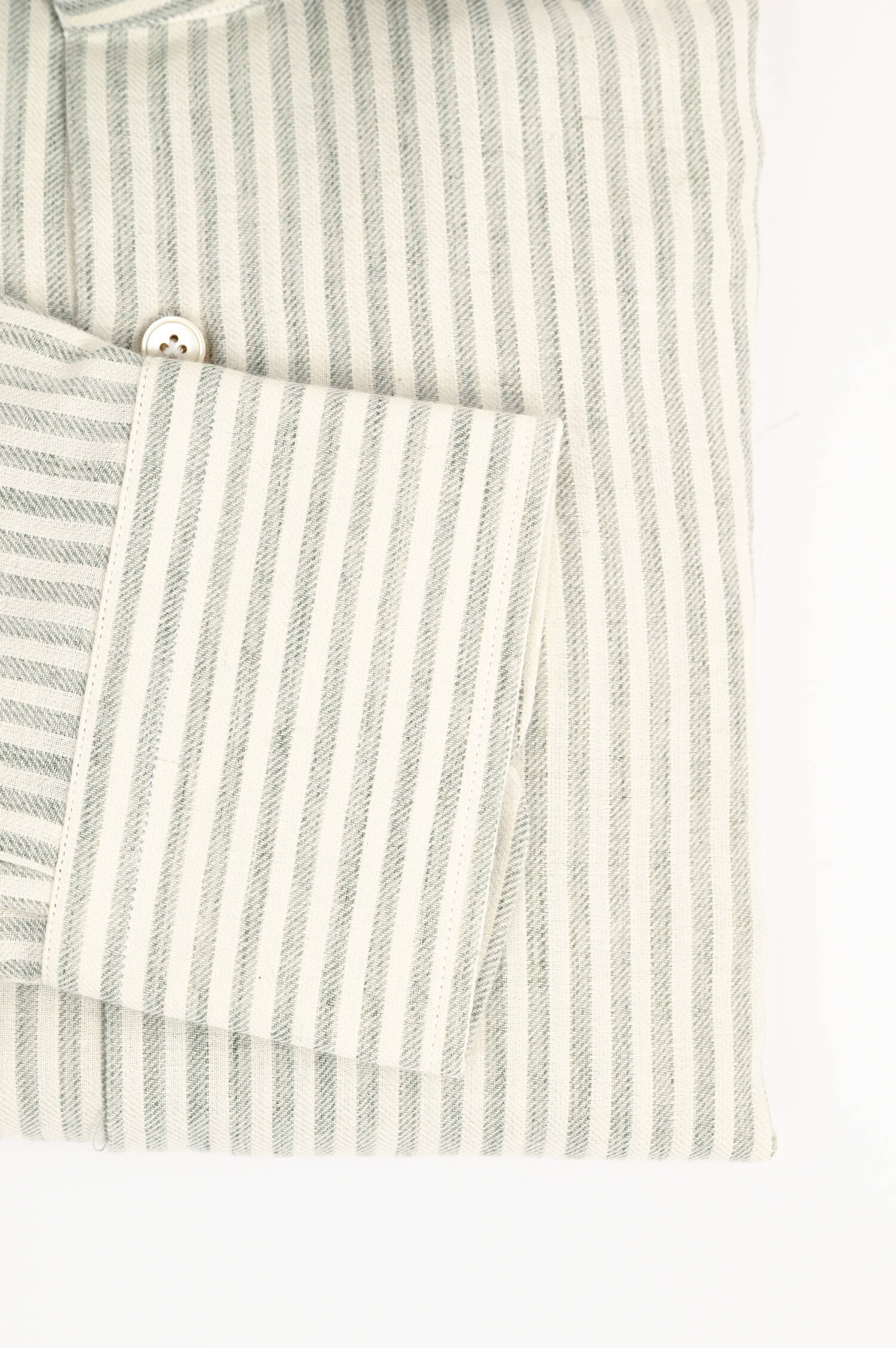 Hemd mit Streifen in Hellgrün/Beige