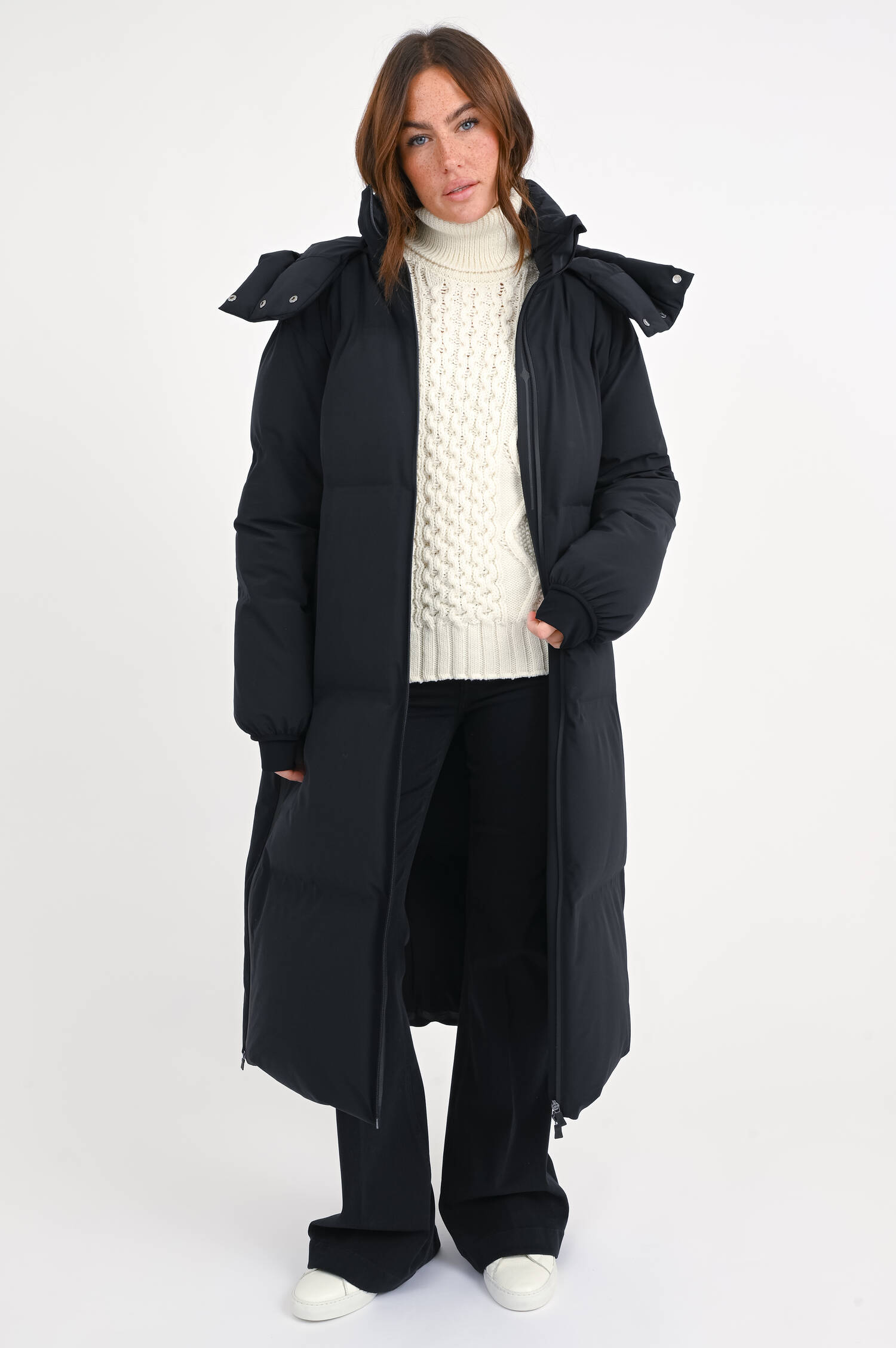 Wide Leg Jeans TROPEA in Schwarz Wide Leg Jeans TROPEA in Schwarz