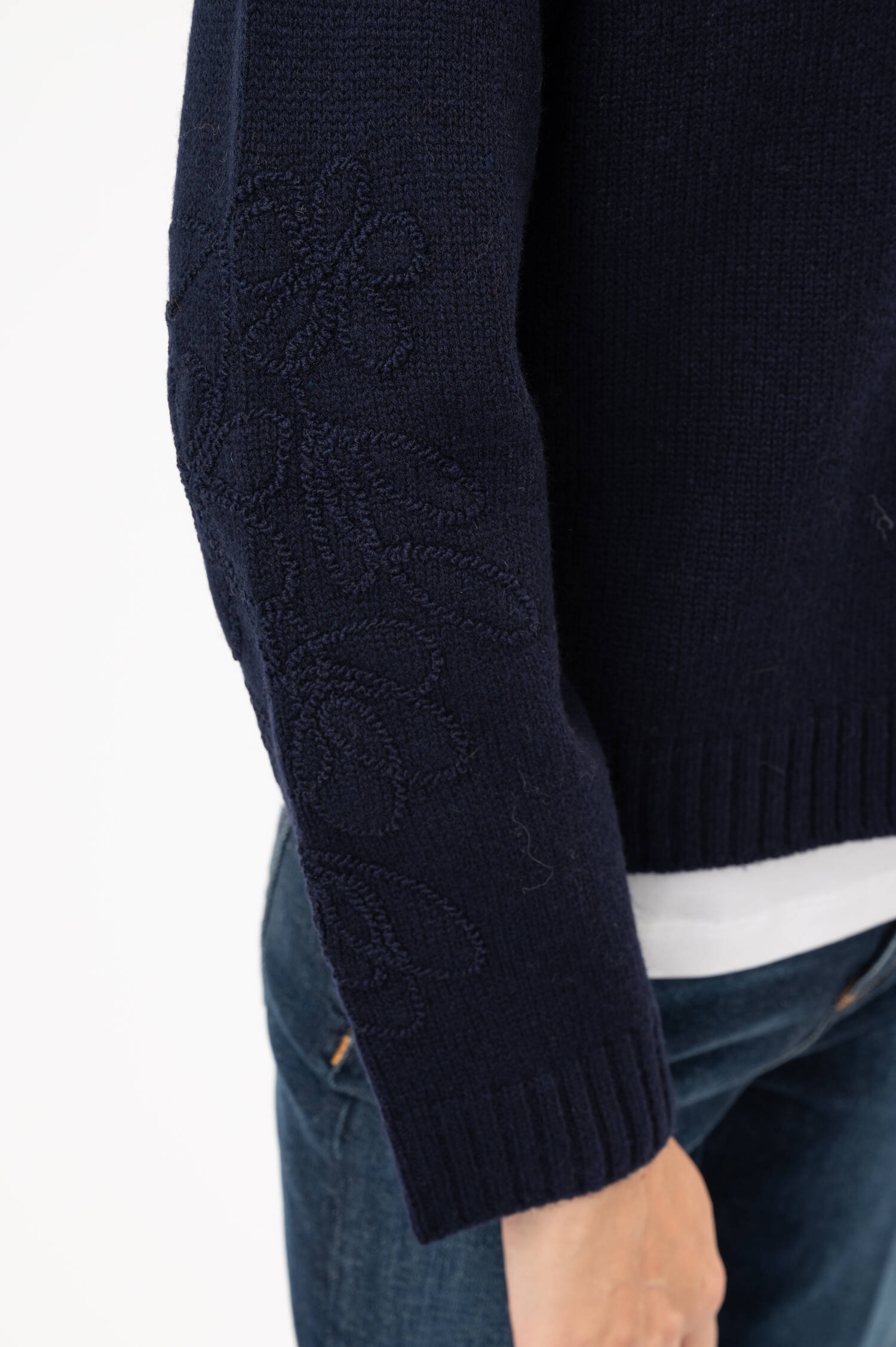Woll-Mix-Cardigan mit Blumenstickerei in Navy Woll-Mix-Cardigan mit Blumenstickerei in Navy