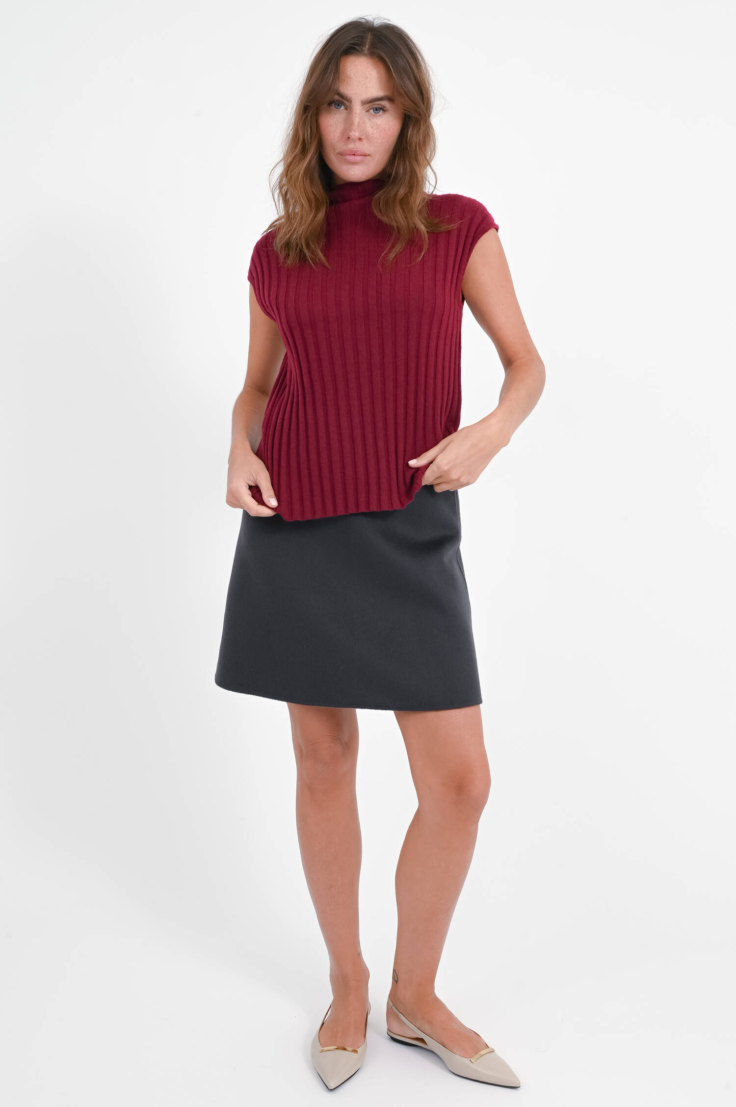 Rippstrick Pullunder aus Cashmere in Bordeaux