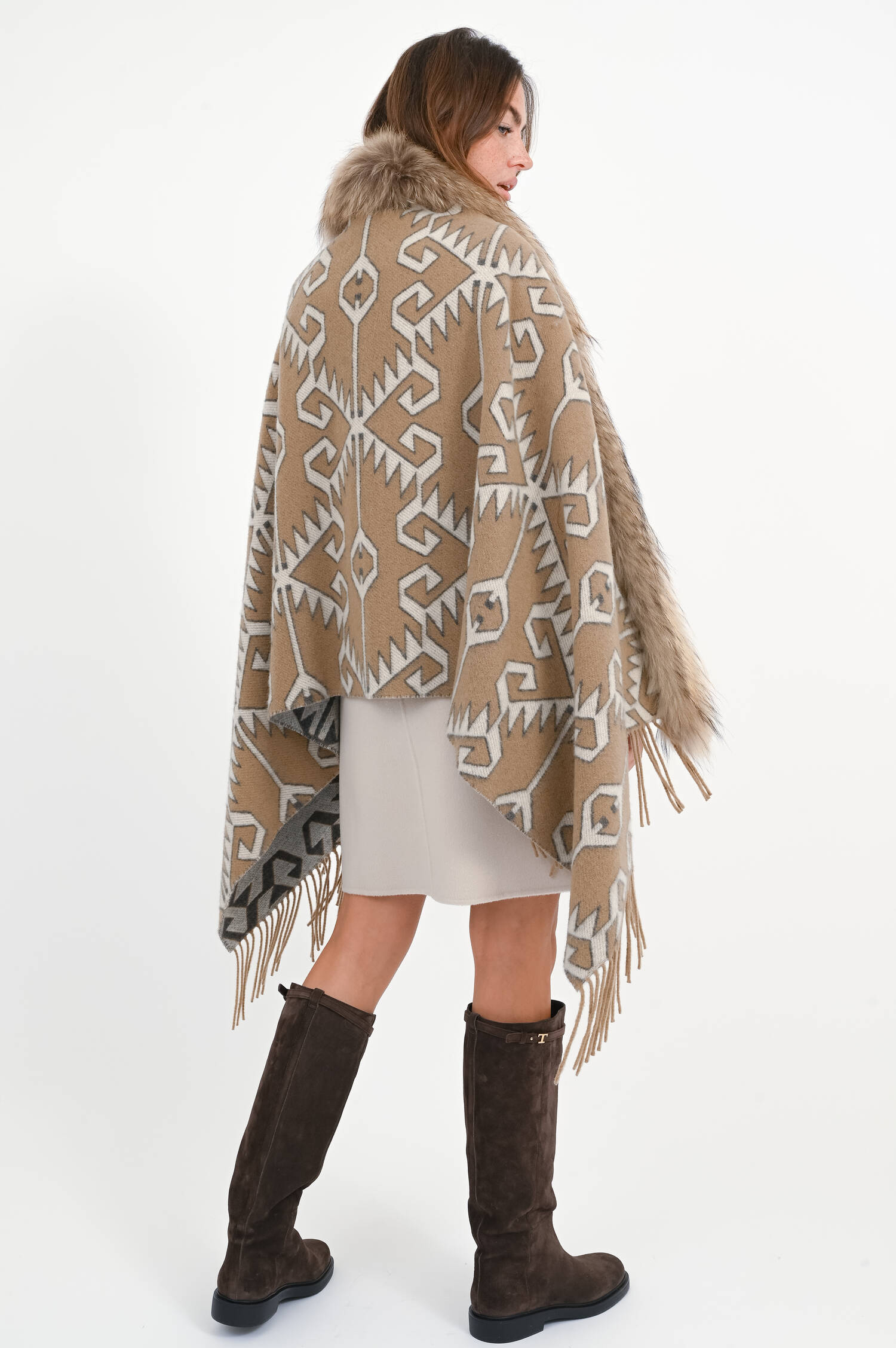 Wollcape STOLA in Navajo Camel Wollcape STOLA in Navajo Camel