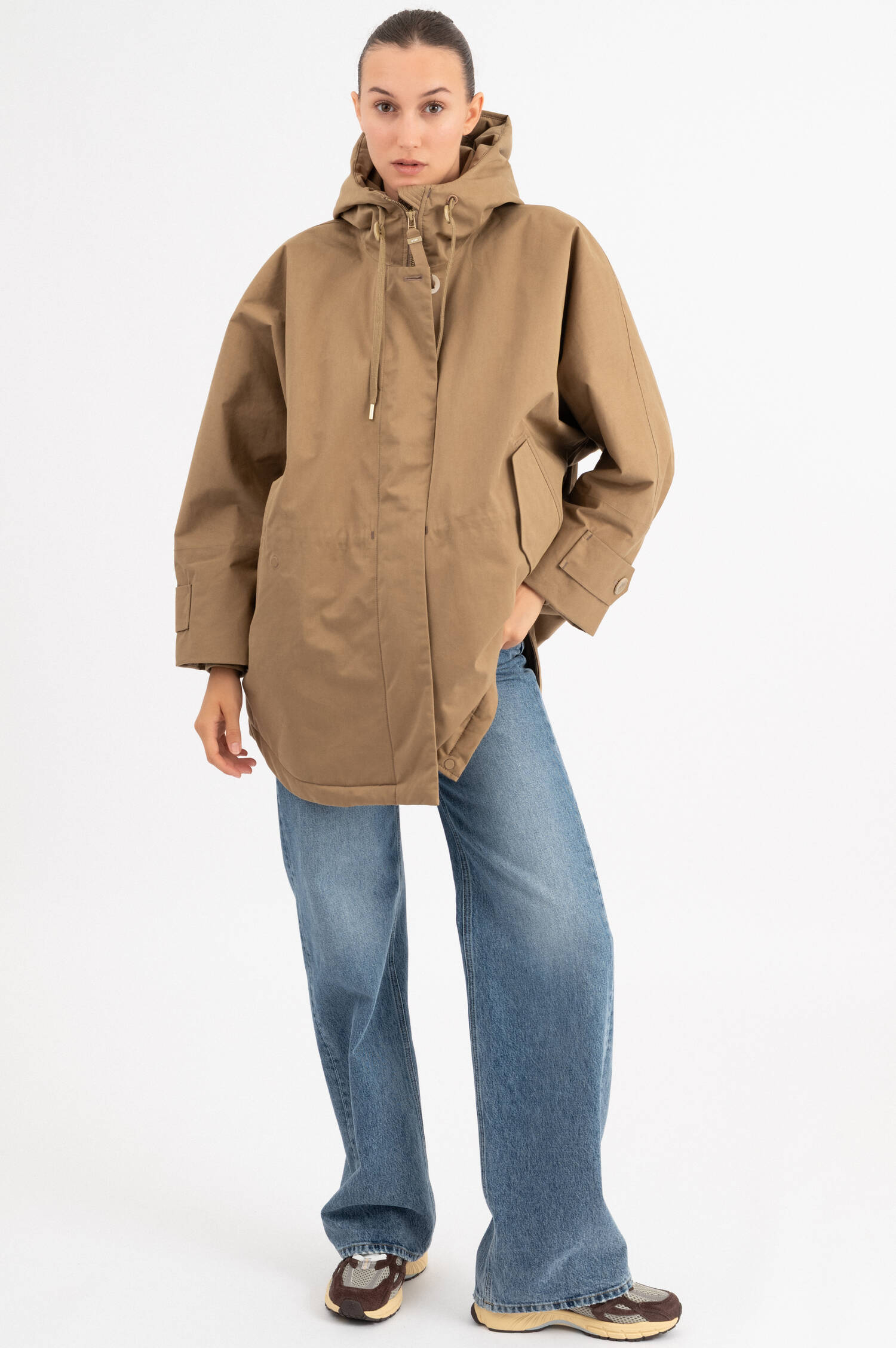 Kurzer Parka FELI in Beige Kurzer Parka FELI in Beige