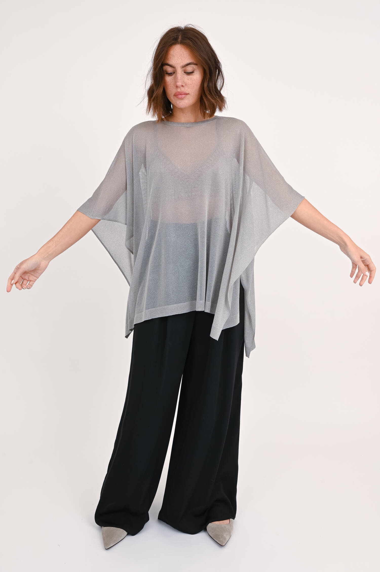 Poncho mit Lurex-Fäden in Silber