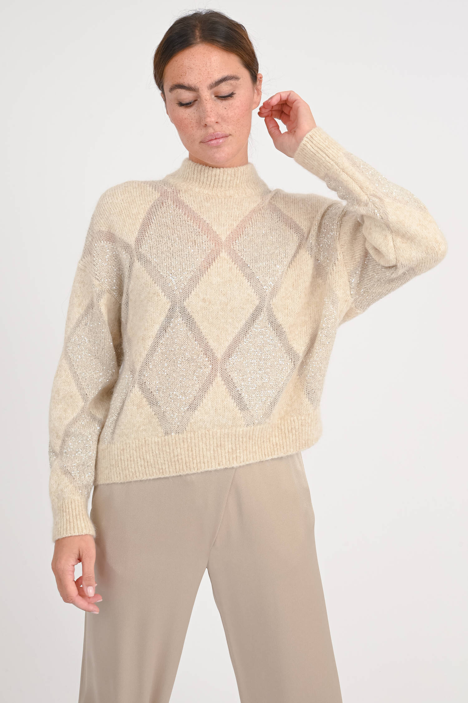 Pullover mit Rautenmuster und Pailletten in Beige