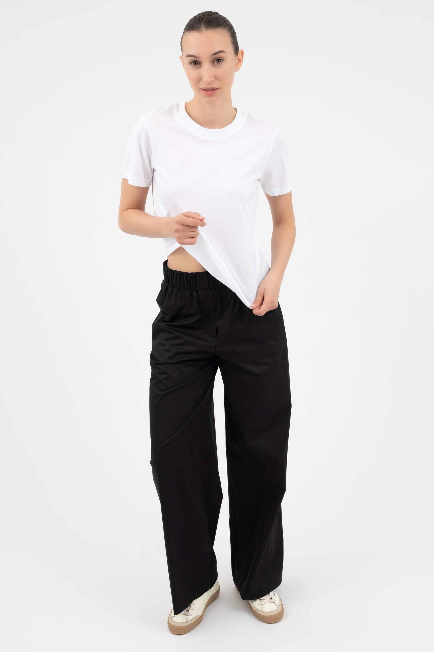 Basic T-Shirt in Weiß Basic T-Shirt in Weiß