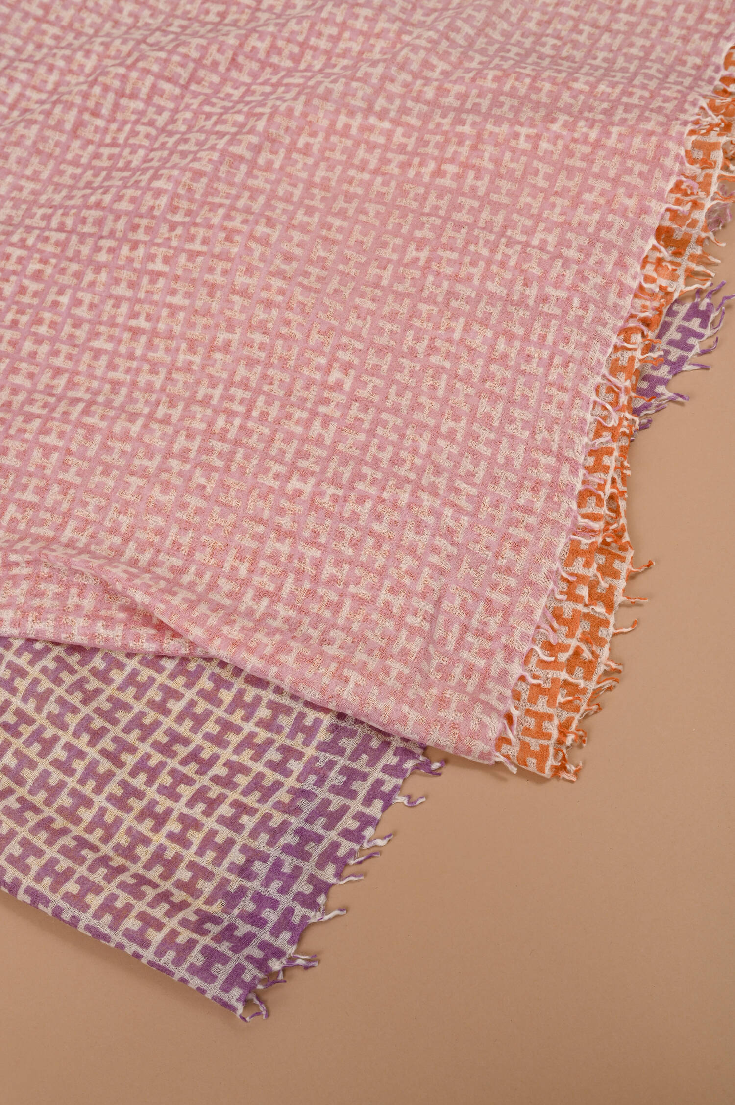 Cashmere Schal RADE in Multicolor gemustert