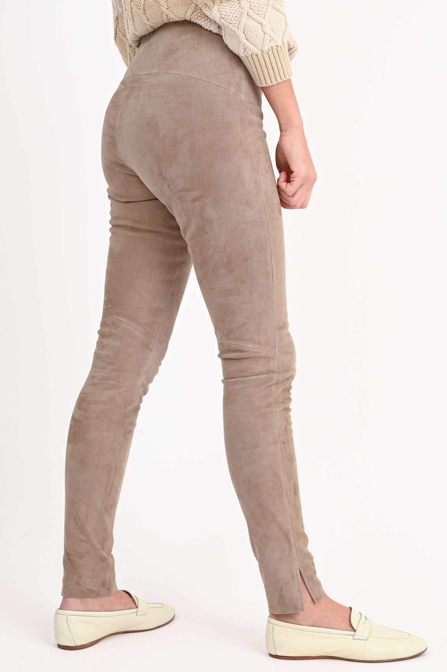 Slim Fit Velourslederhose in Taupe Slim Fit Velourslederhose in Taupe