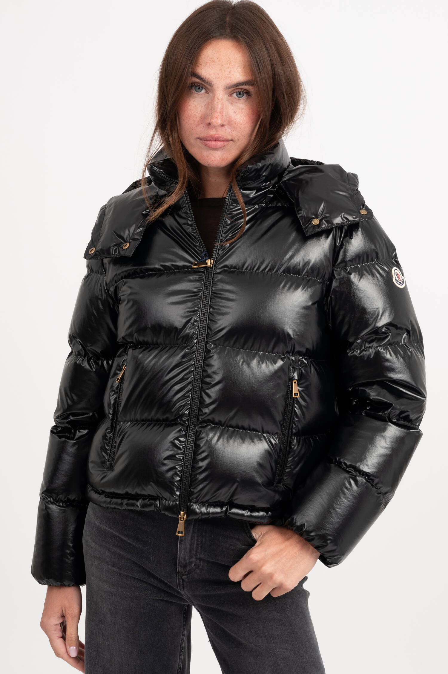 Kurze Daunenjacke NIVEOLE in Schwarz