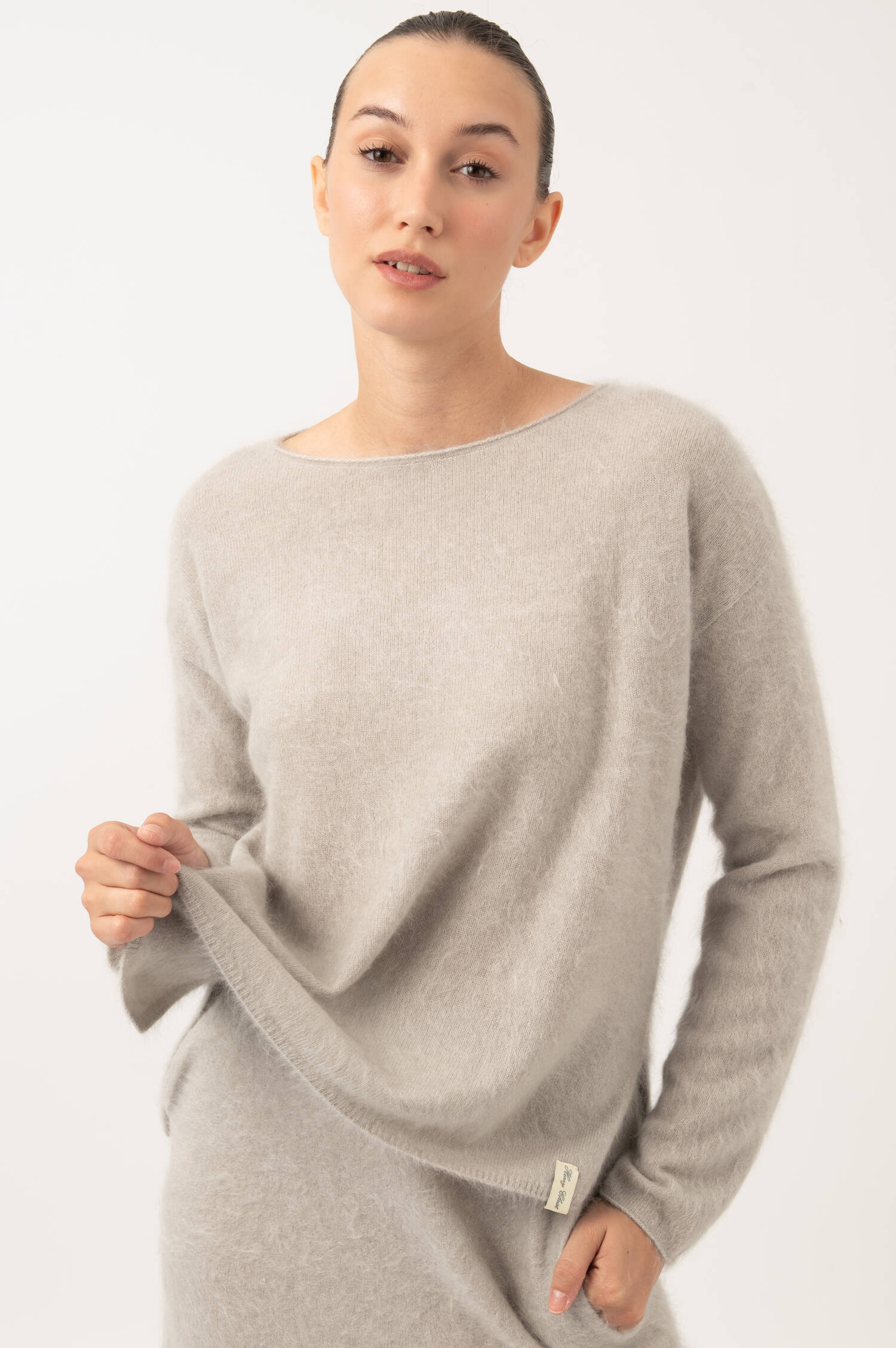 Hairy Cashmere U-Boot-Pullover in Grau Hairy Cashmere U-Boot-Pullover in Grau