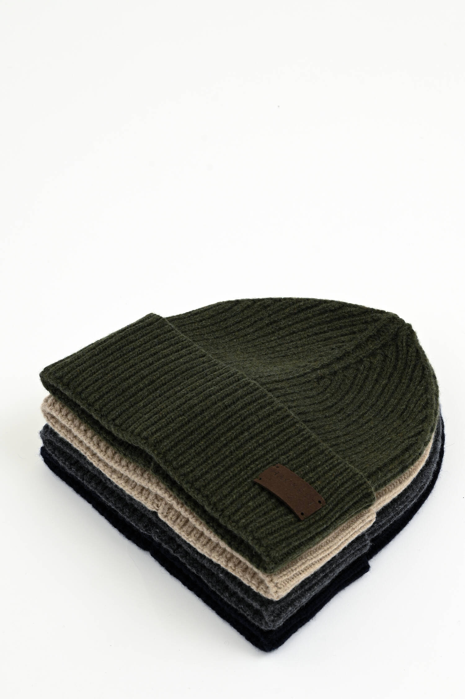 Cashmere-Mütze in Oliv