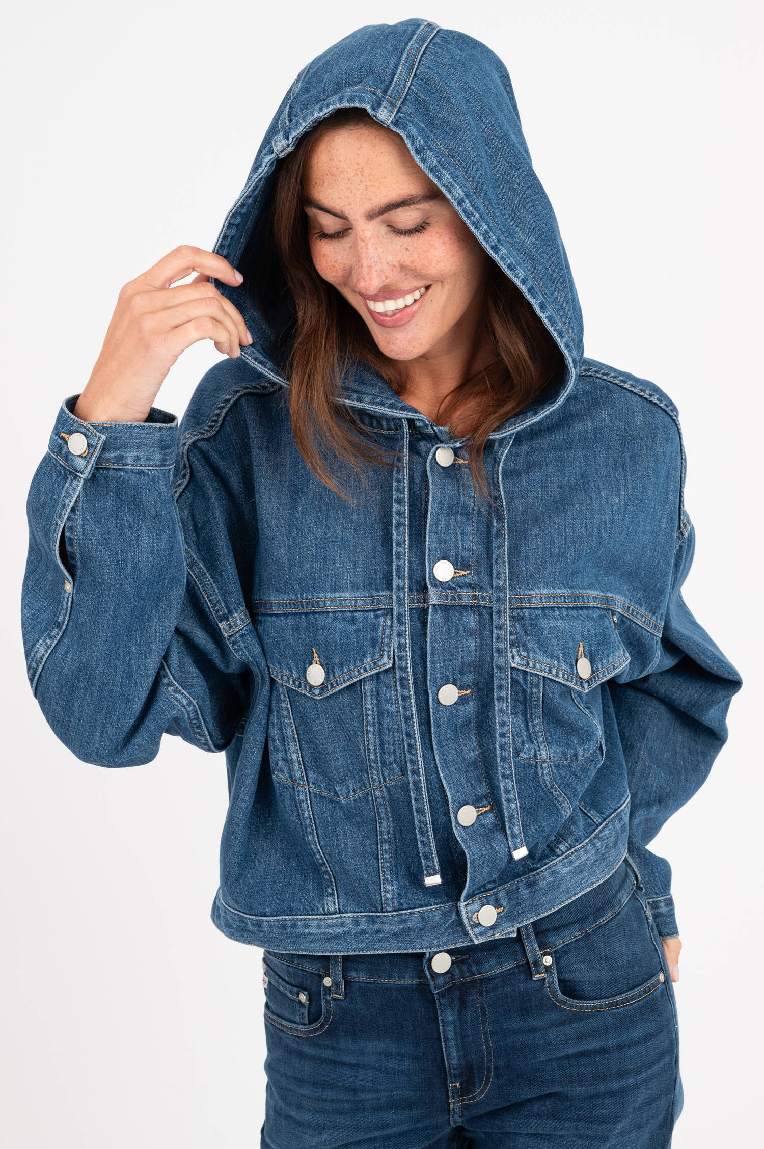 Jeansajacke SHERWOOD in Mittelblau Jeansajacke SHERWOOD in Mittelblau