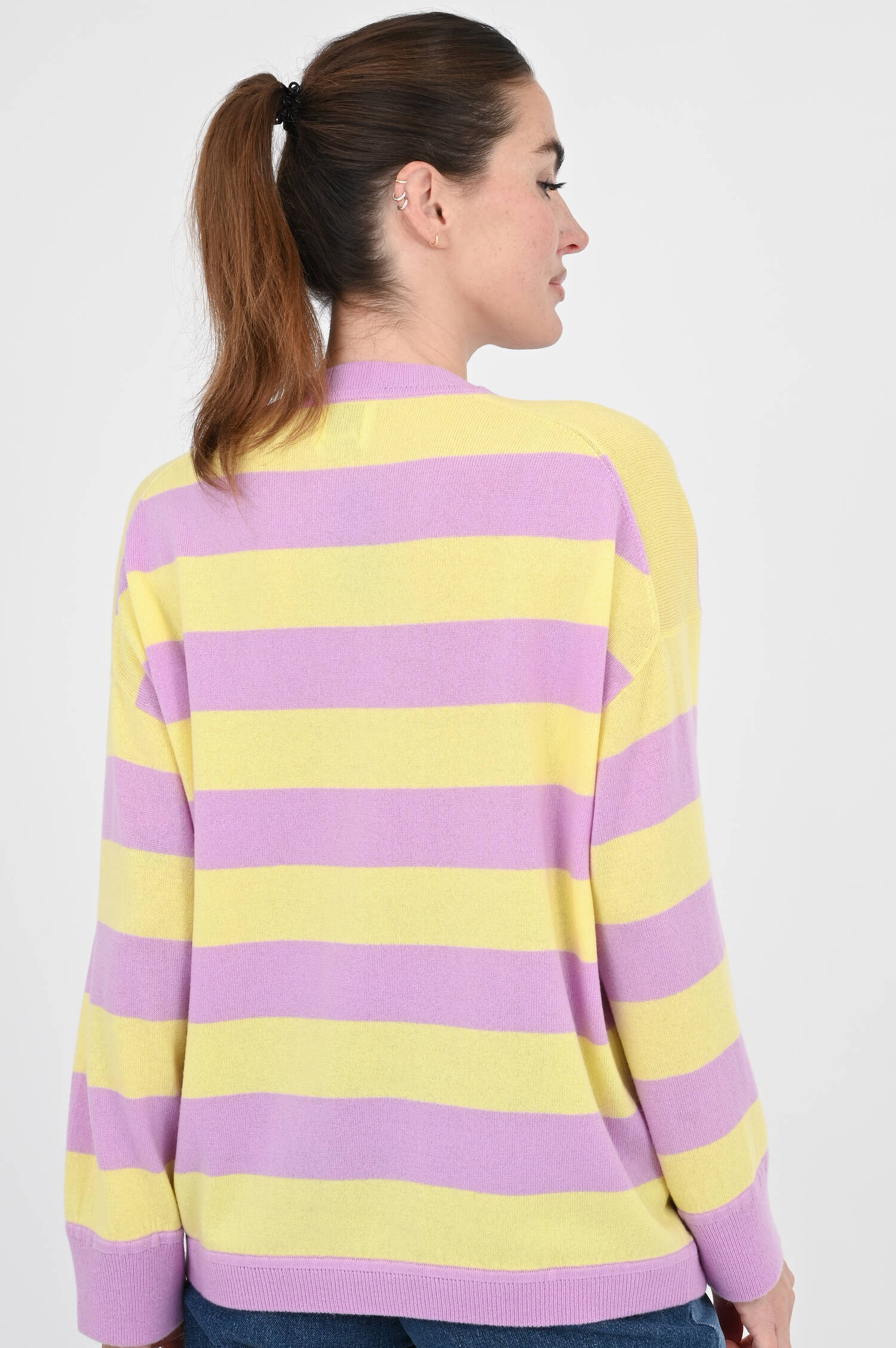 Pullover im Streifen-Design in Lila/Gelb
