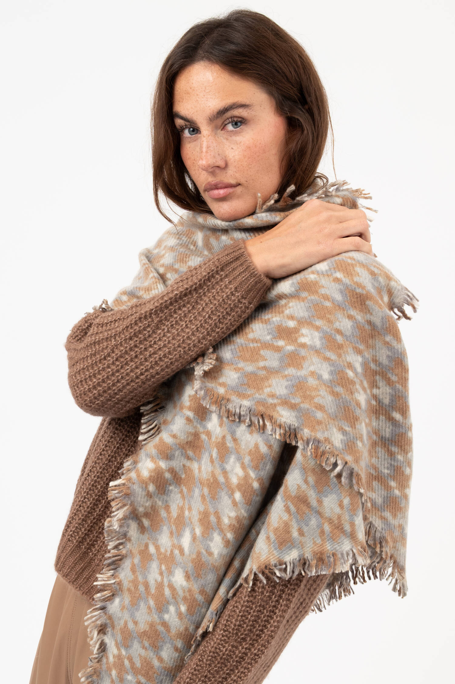Cashmere-Schal mit Print in Blau/Braun Cashmere-Schal mit Print in Blau/Braun