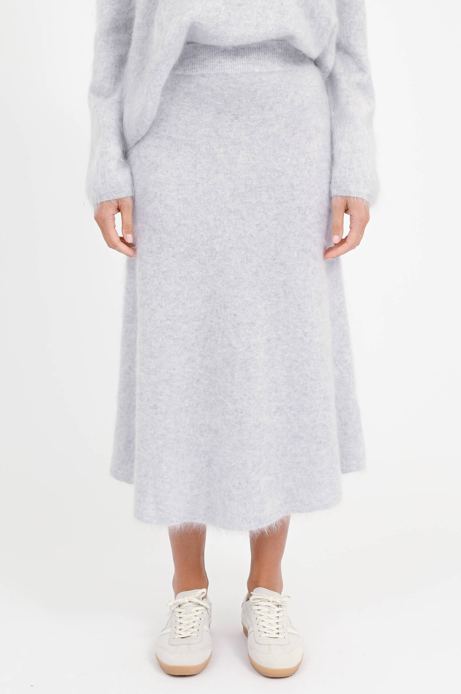 Brushed Cashmere Rock in Hellgrau