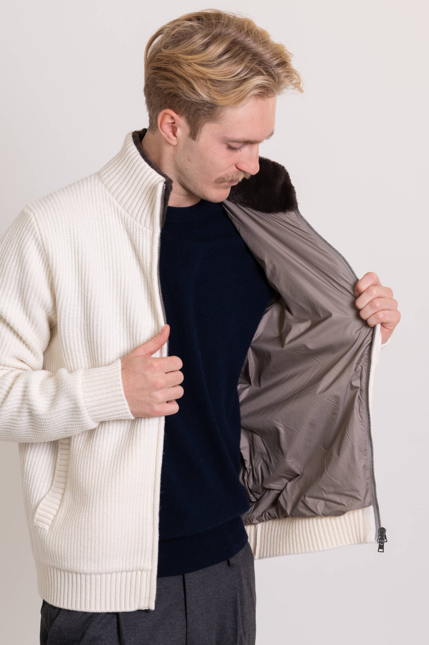 Wollmix-Cardigan in Natur Wollmix-Cardigan in Natur