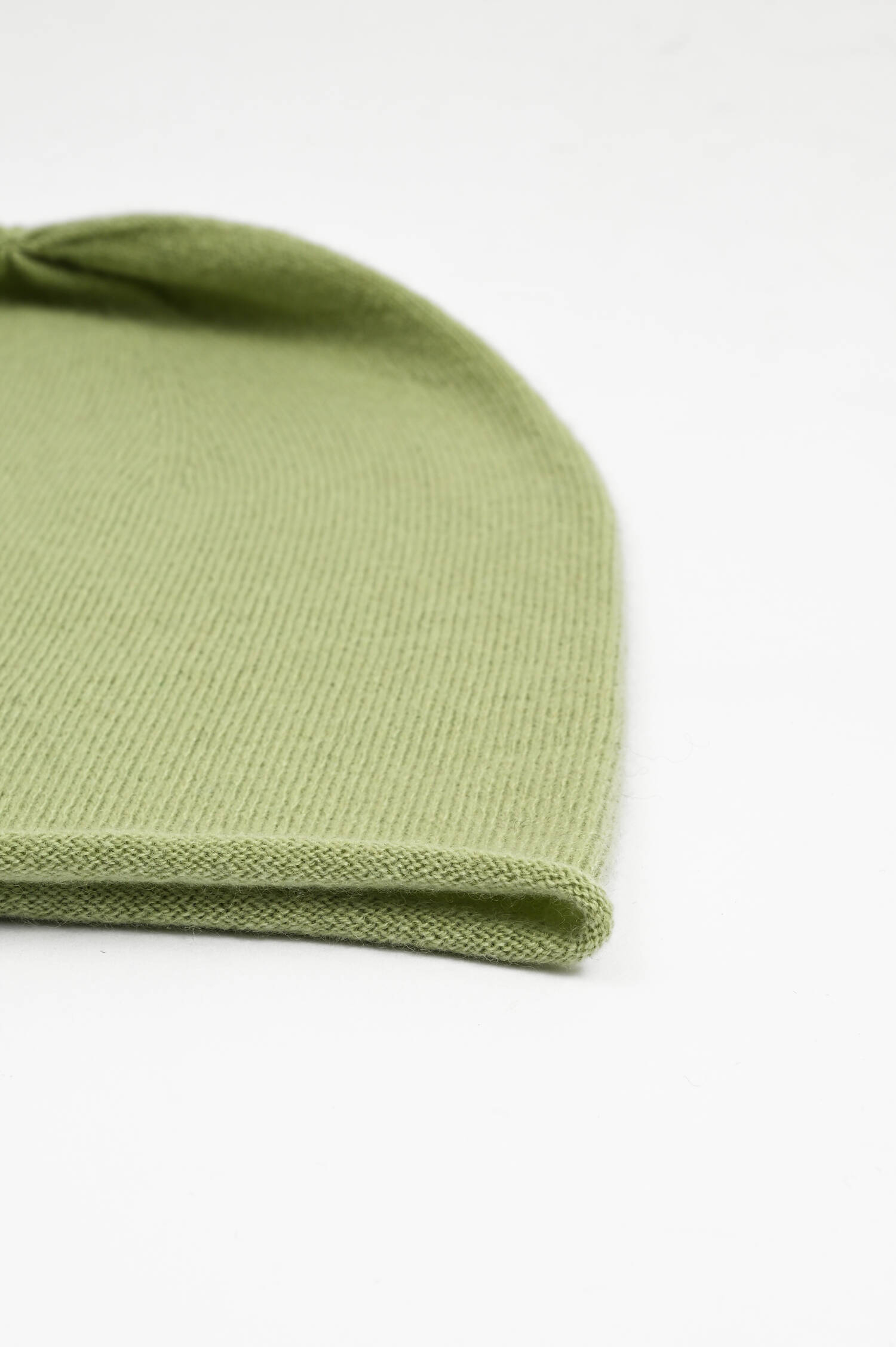 Feinstrick-Mütze mit Rollsaum in Mint Feinstrick-Mütze mit Rollsaum in Mint