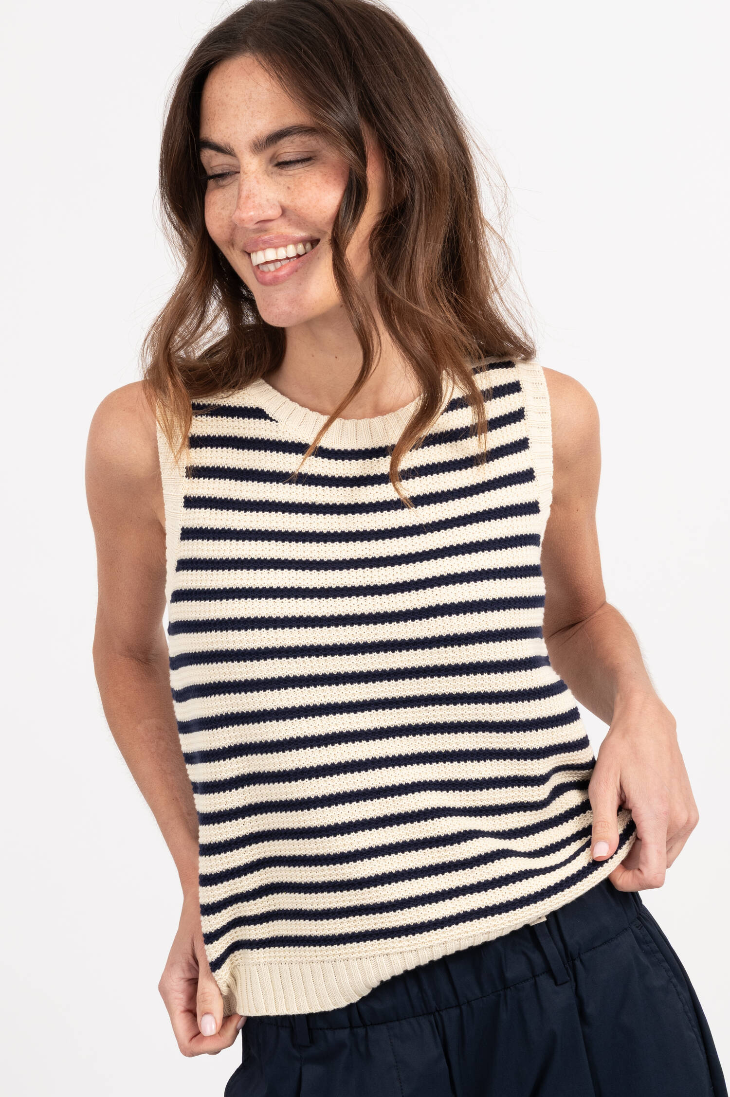 Stricktop MADIA in Blau/Creme gestreift