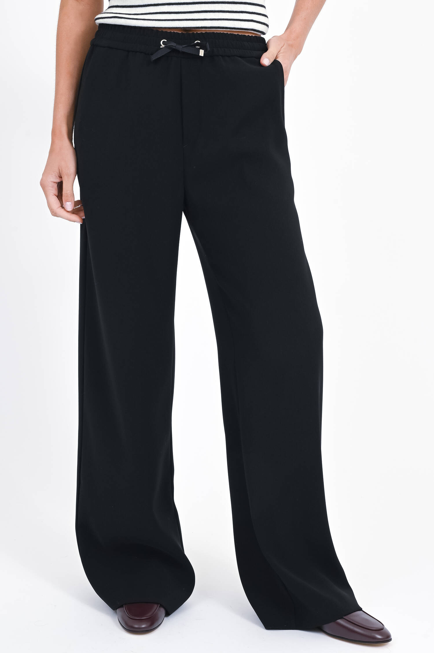 Straight-Leg-Hose in Schwarz Straight-Leg-Hose in Schwarz