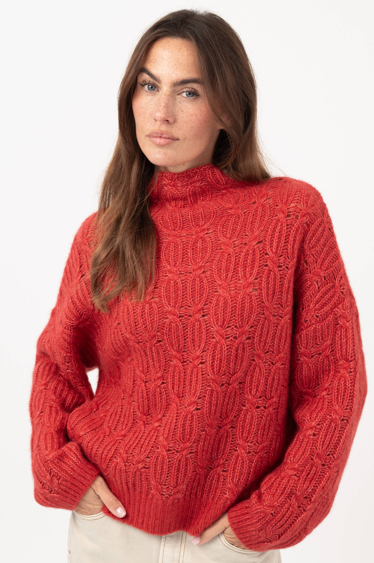 Zopfstrick-Pullover in Rot Zopfstrick-Pullover in Rot