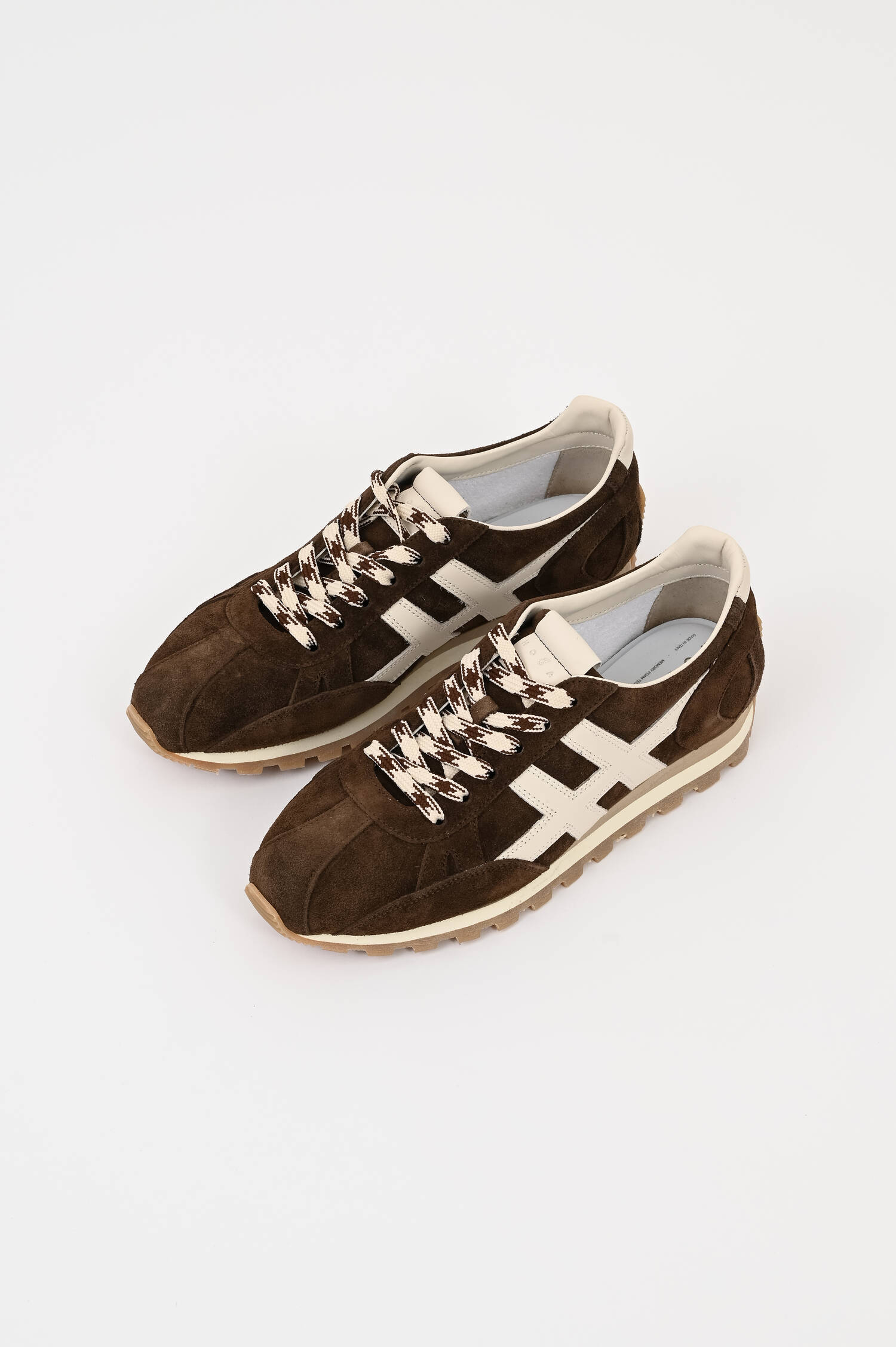 Sneaker 86er aus Veloursleder Marrone