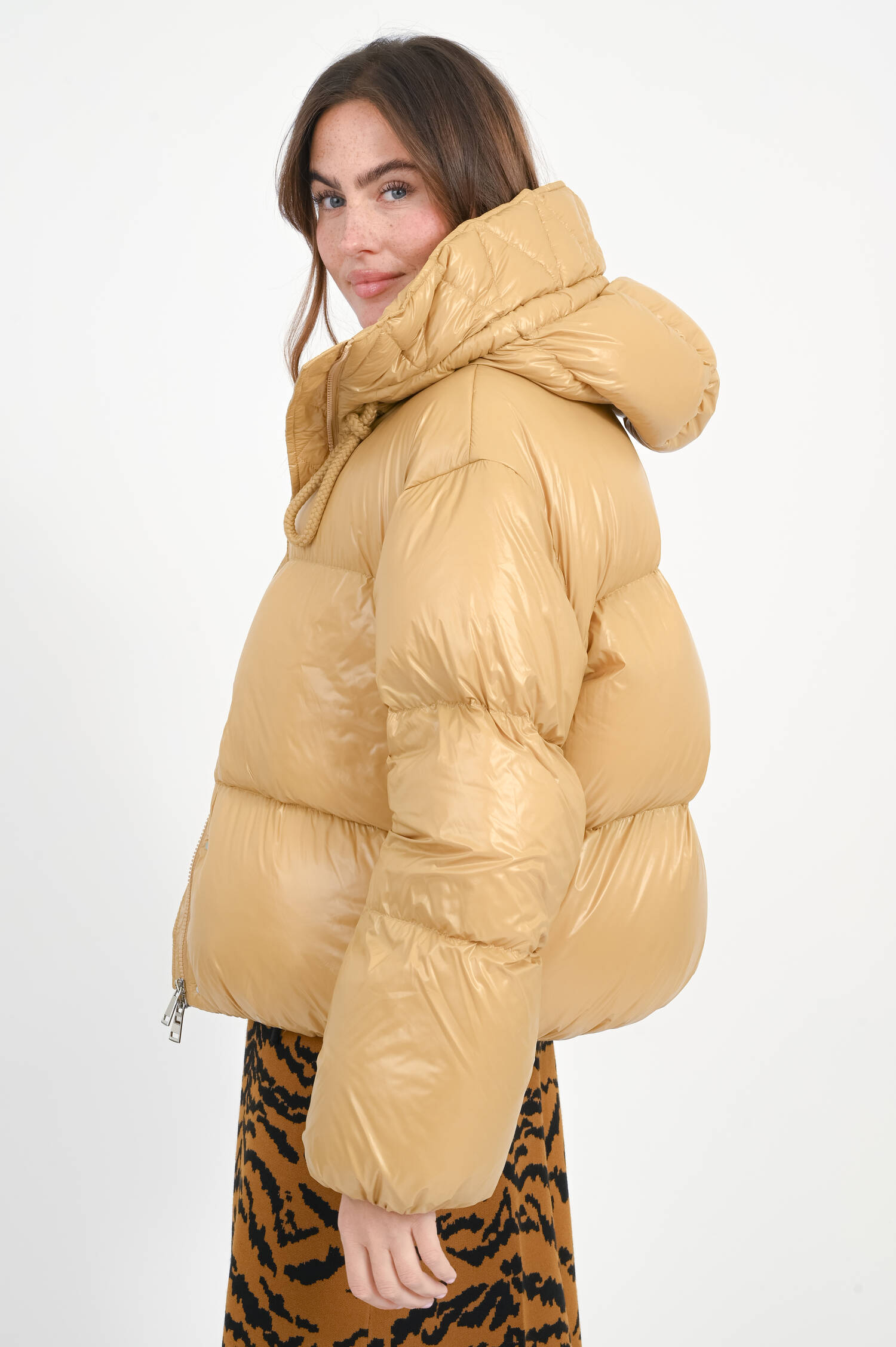 Leichte Daunenjacke in Senfgelb Leichte Daunenjacke in Senfgelb