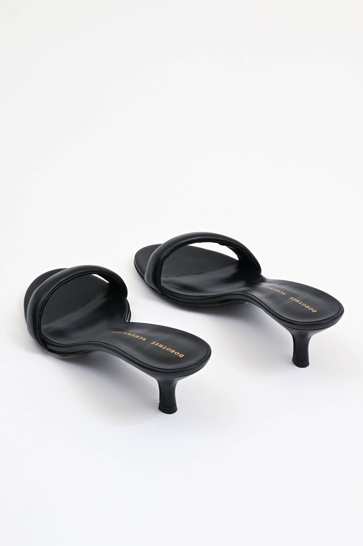 Kitten Heel in Schwarz