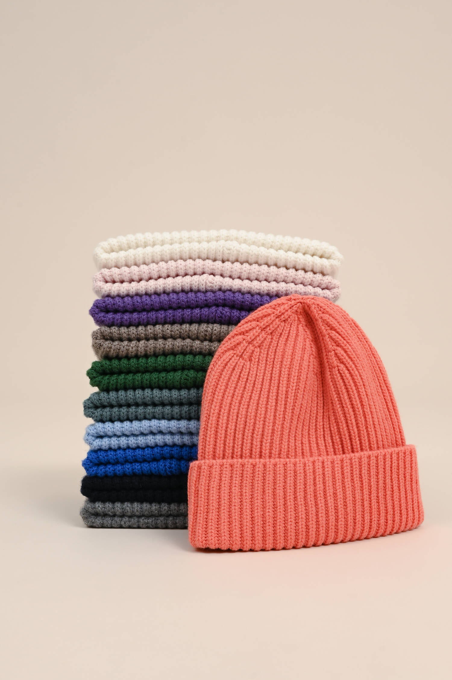 Midi-Mütze BARI aus Cashmere in Apricot