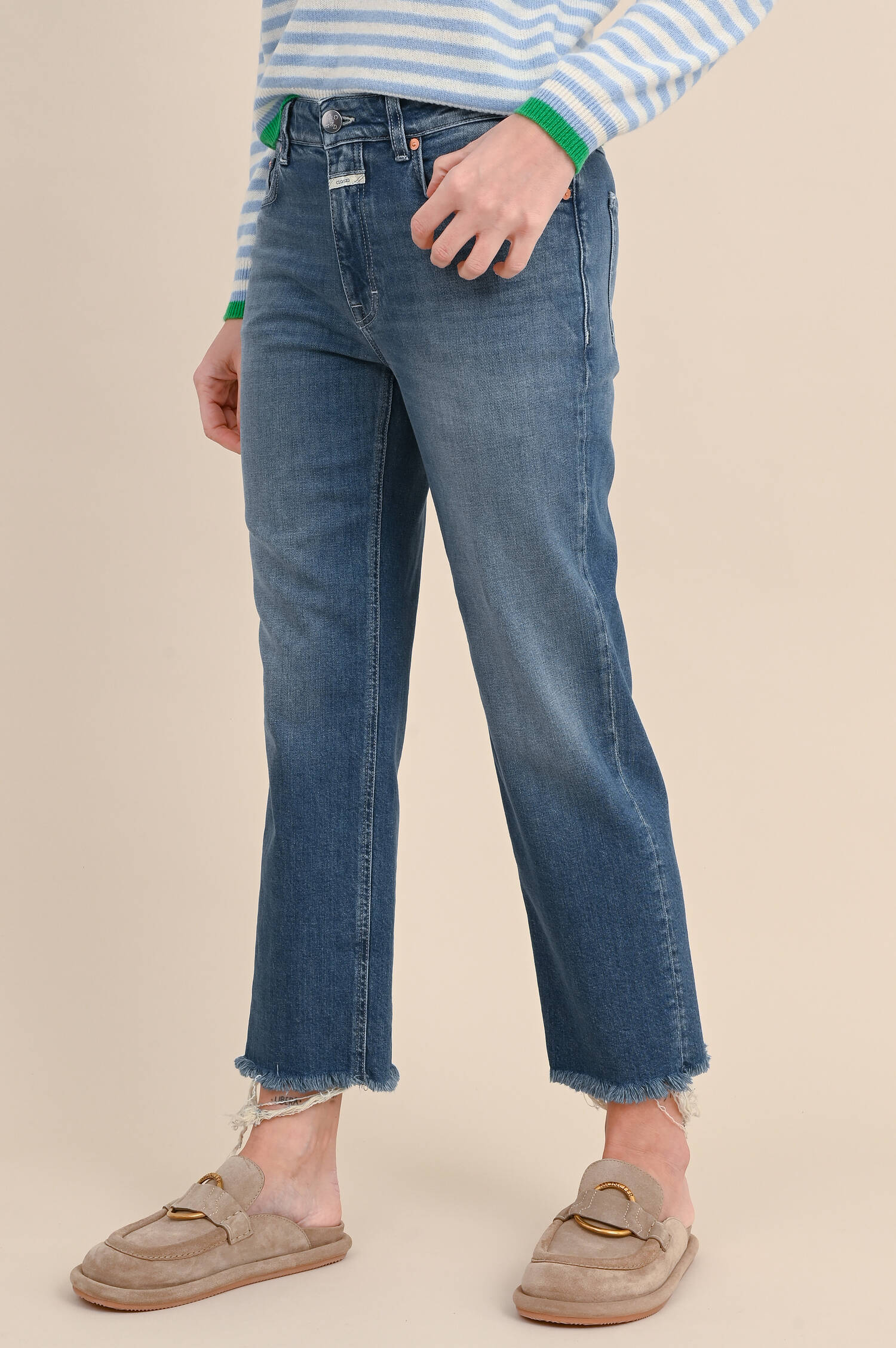 Boyfriend-Jeans in Mittelblau Boyfriend-Jeans in Mittelblau