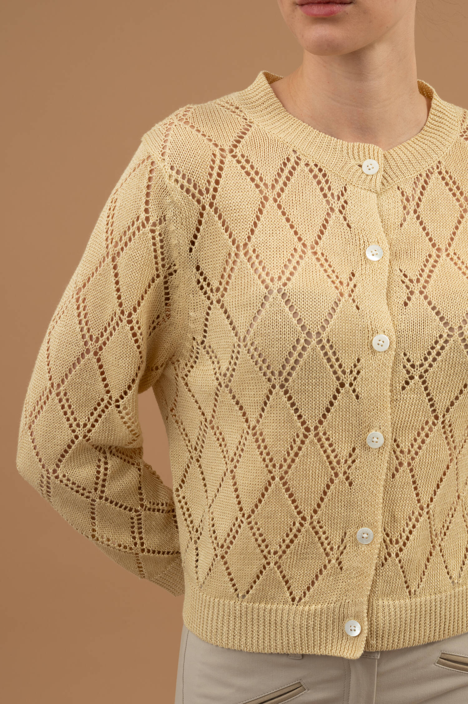 Strickweste aus Leinen in Pineapple Strickweste aus Leinen in Pineapple