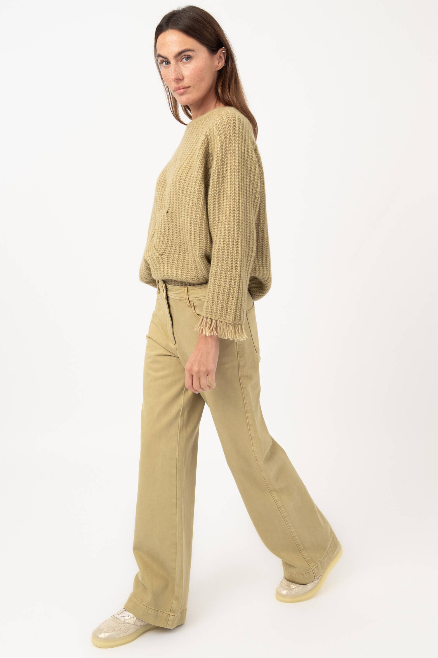 Wide-Leg-Jeans in Oliv
