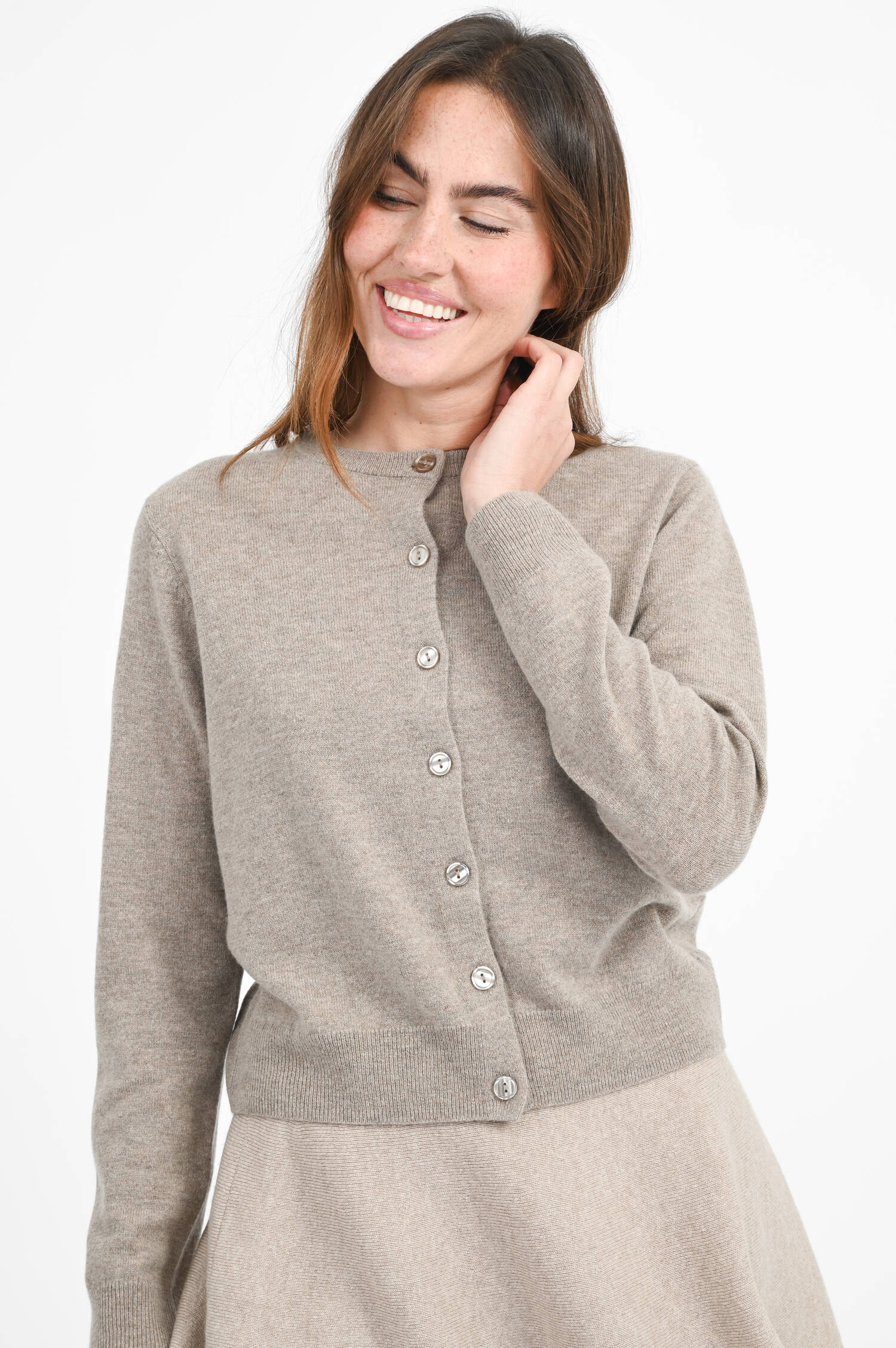 Strickweste NEBBIA aus Woll-Cashmere-Mix in Taupe Strickweste NEBBIA aus Woll-Cashmere-Mix in Taupe