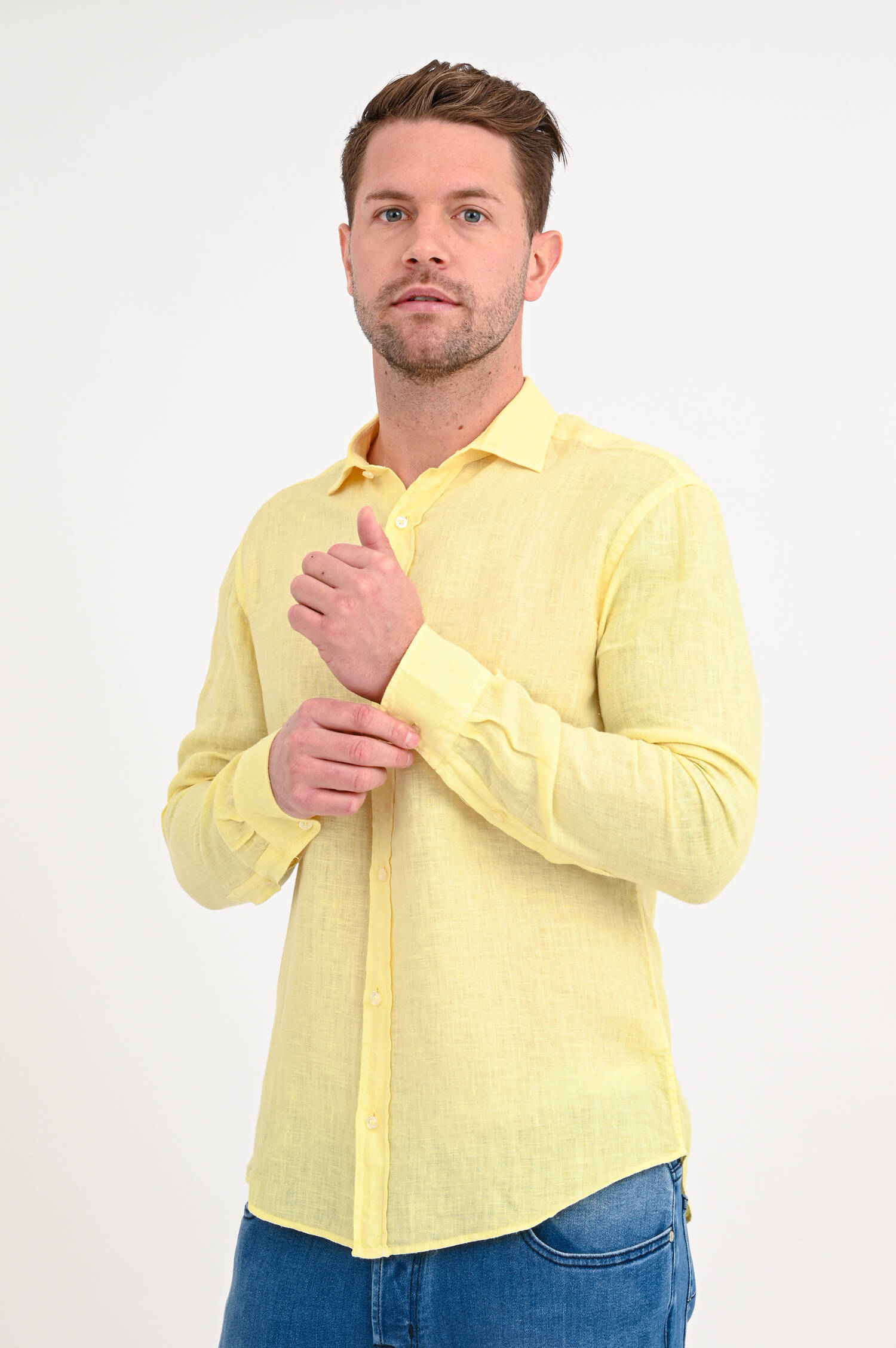 Leinenhemd in Zitronengelb