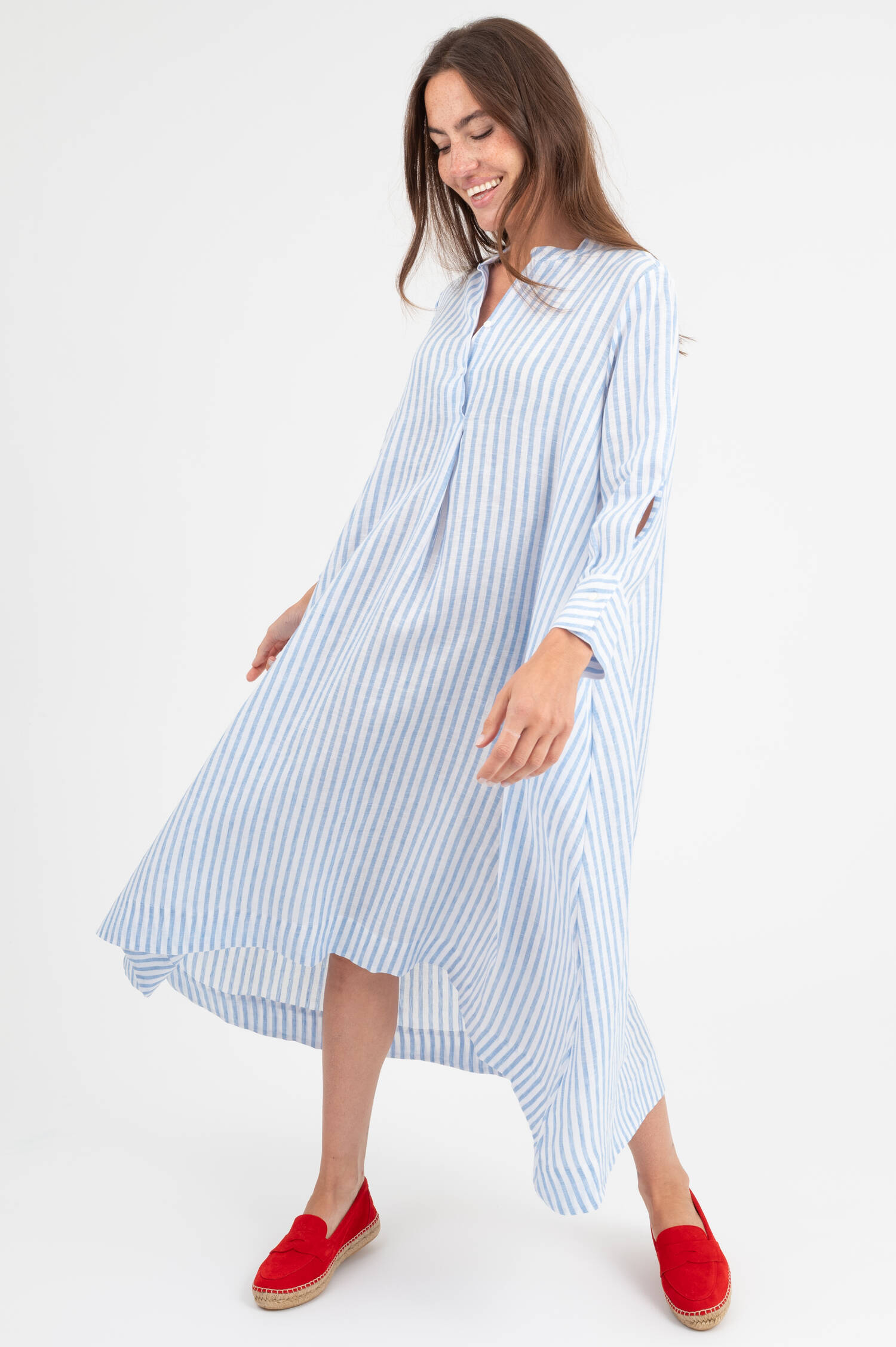 Leinenkleid in Hellblau/Weiß gestreift
