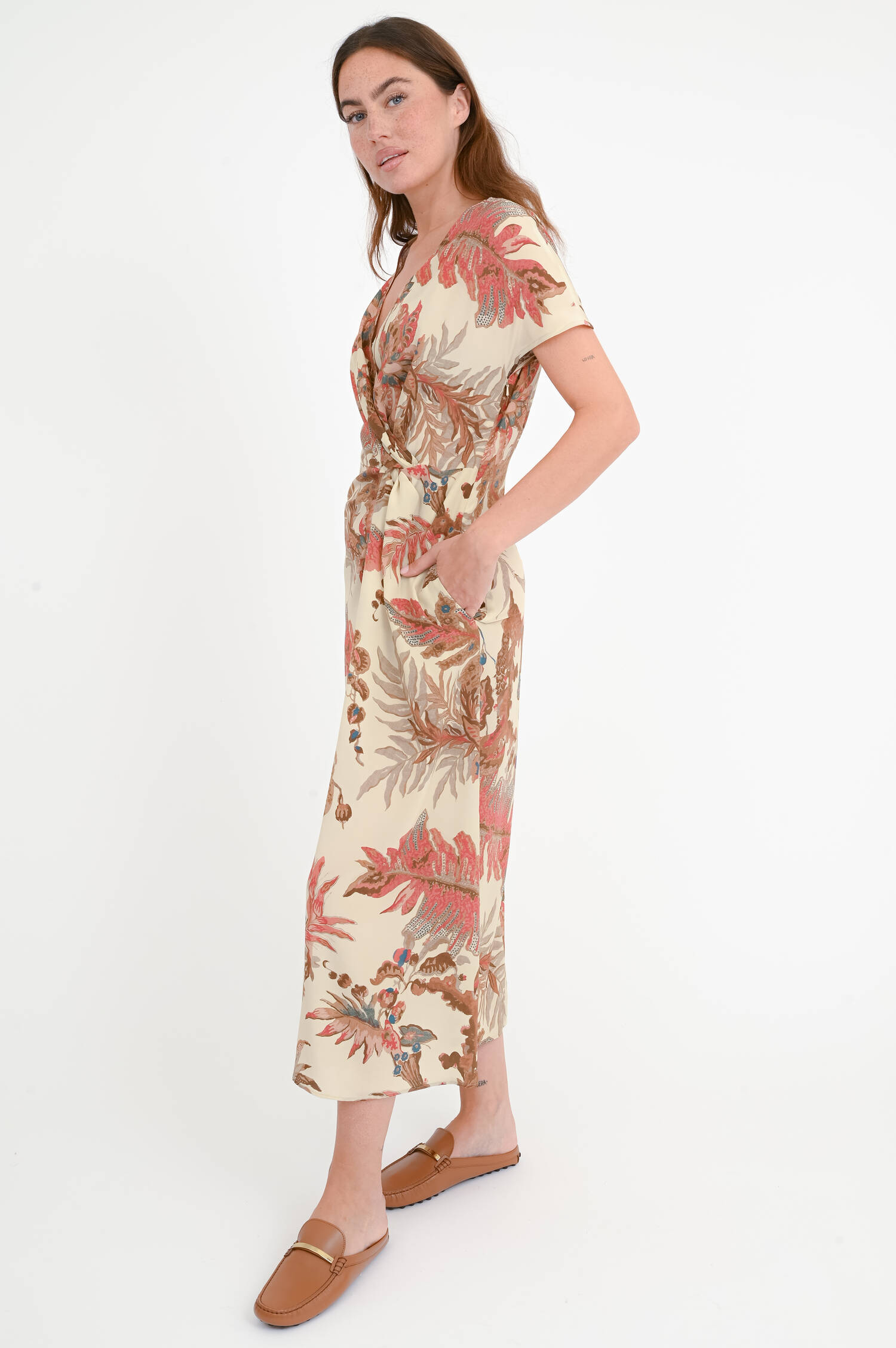 Midi-Seidenkleid AQUILA in Beige/Rot/Multicolor