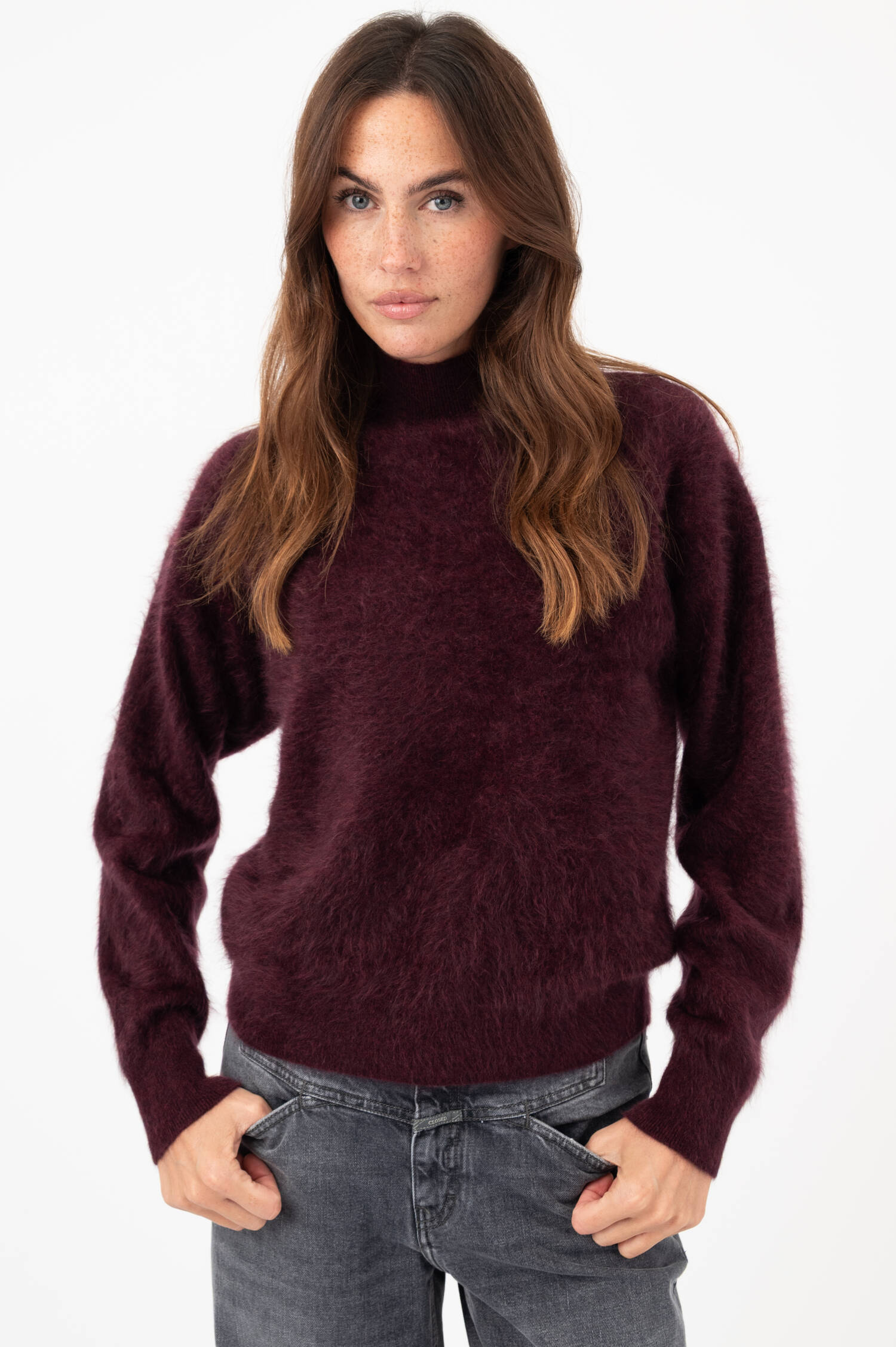 Hairy-Cashmere-Stehkragen-Pullover in Beerenrot