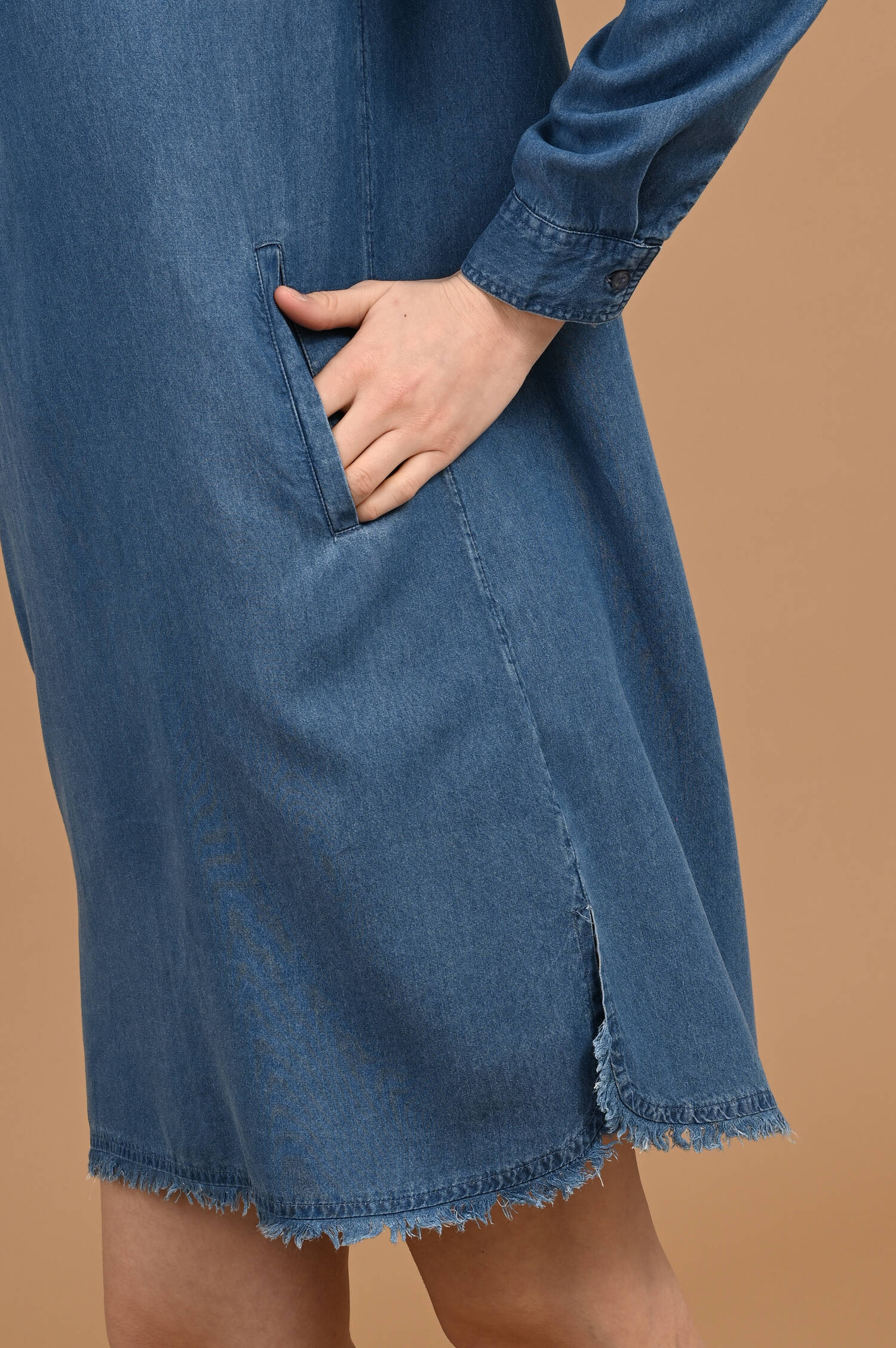 Hemdblusenkleid in Washed Denim Blau