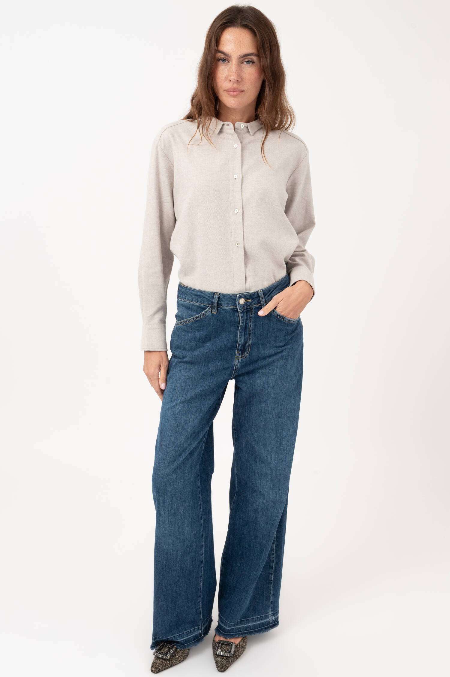 Jeans mit Fransende in Blau Jeans mit Fransende in Blau