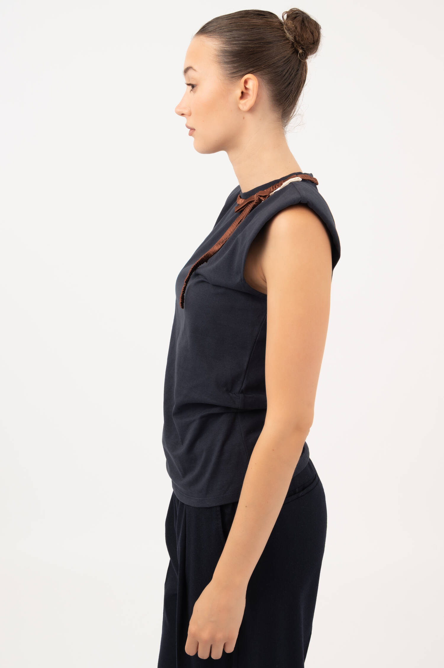 Top mit Seidenbändchen in Navy Top mit Seidenbändchen in Navy