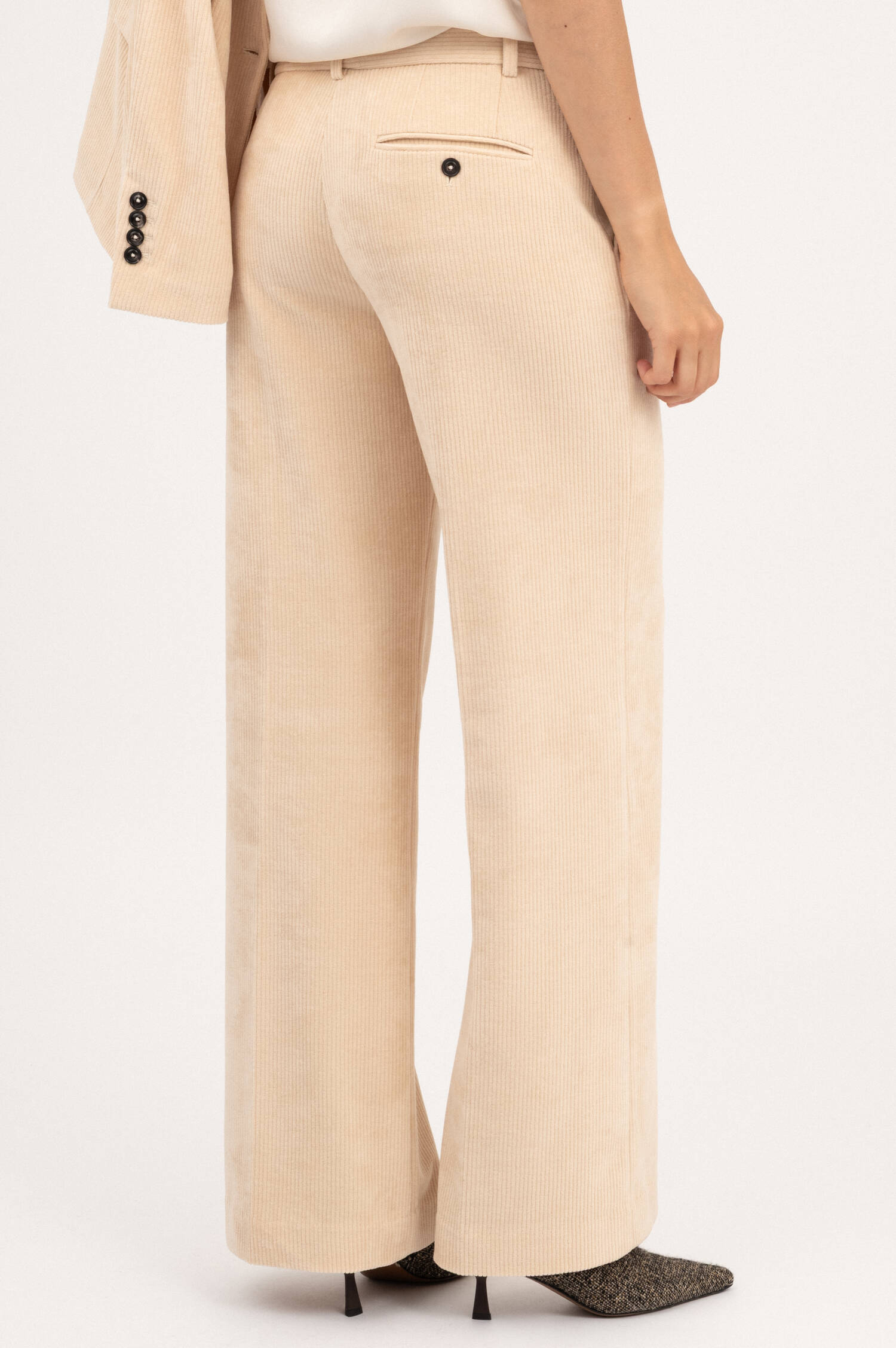 Cordhose in Cream