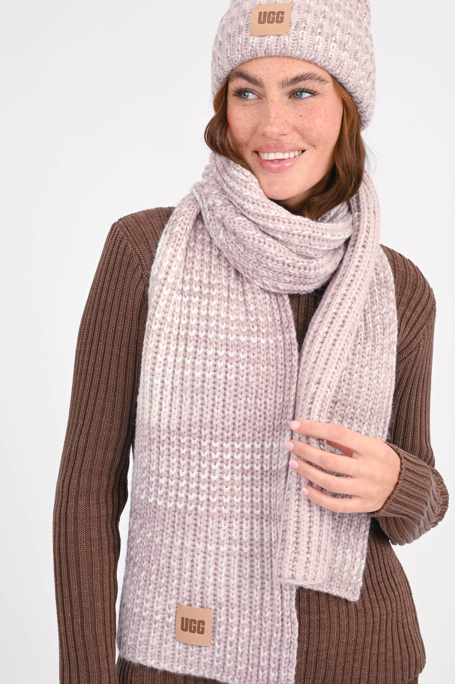 Schal in Fisherman's Rib in Rosé/Creme