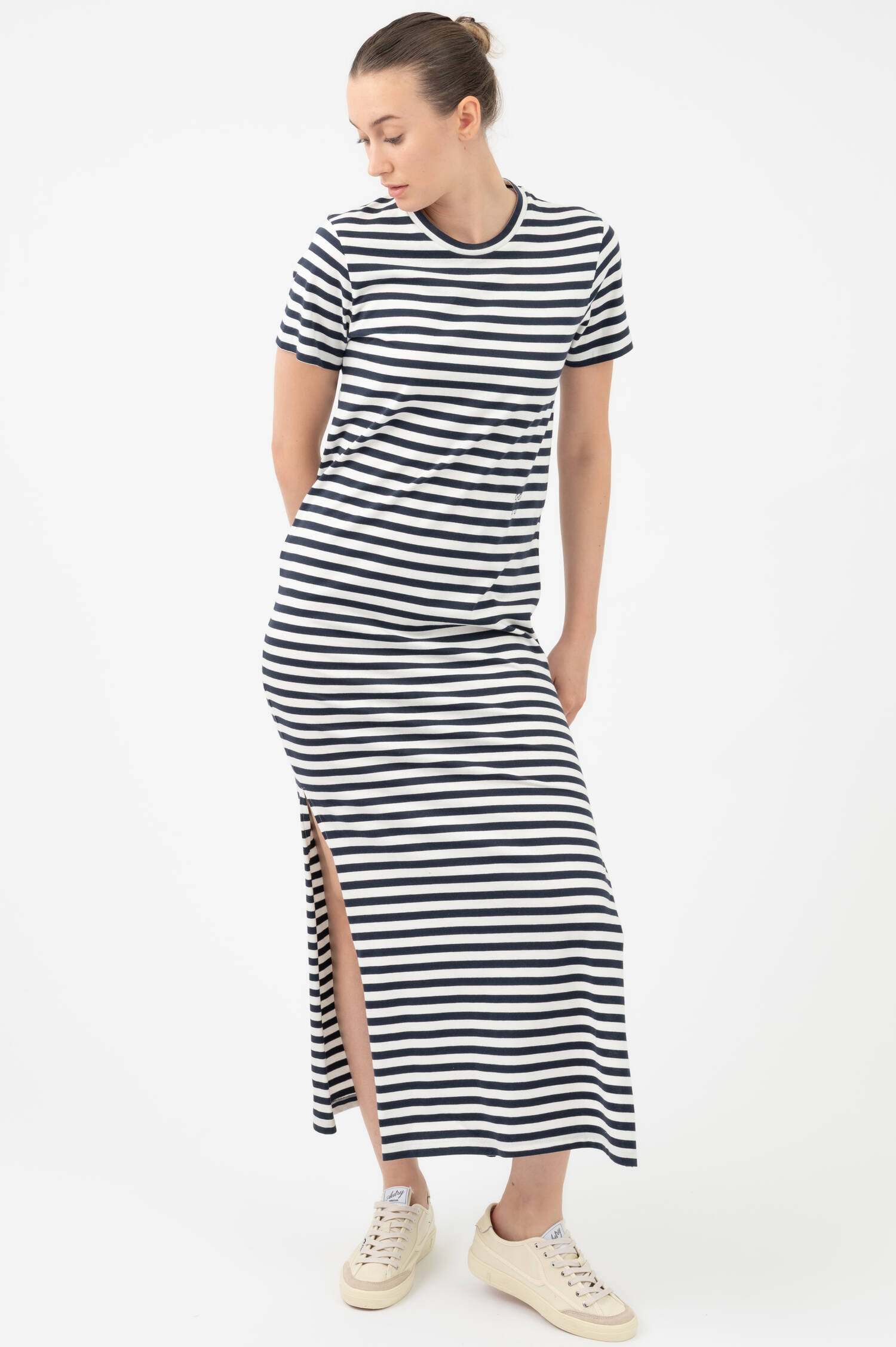 Schlupfshirtkleid in Blau/Weiß