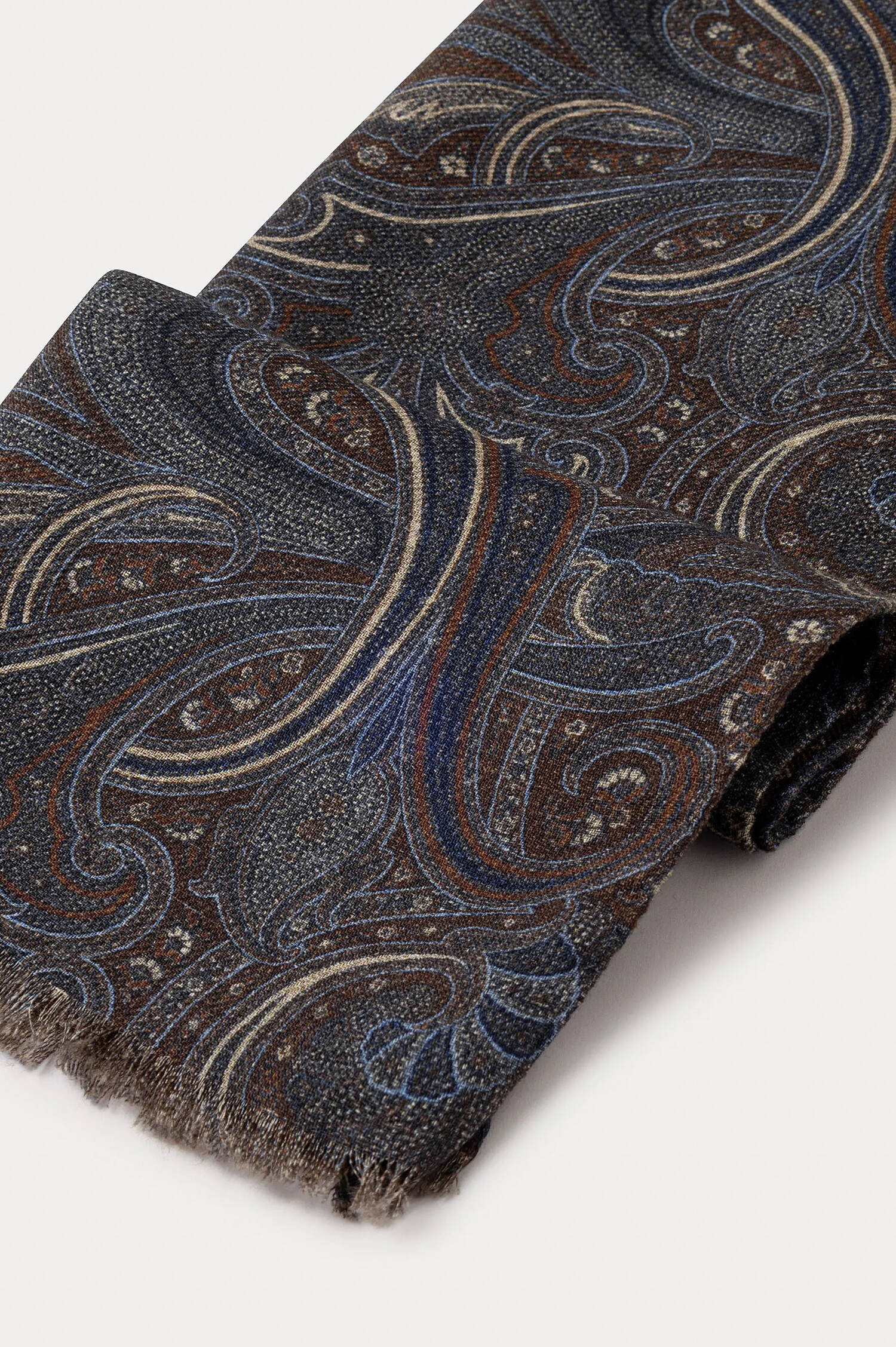 Schal mit Paisley-Print in Braun Schal mit Paisley-Print in Braun