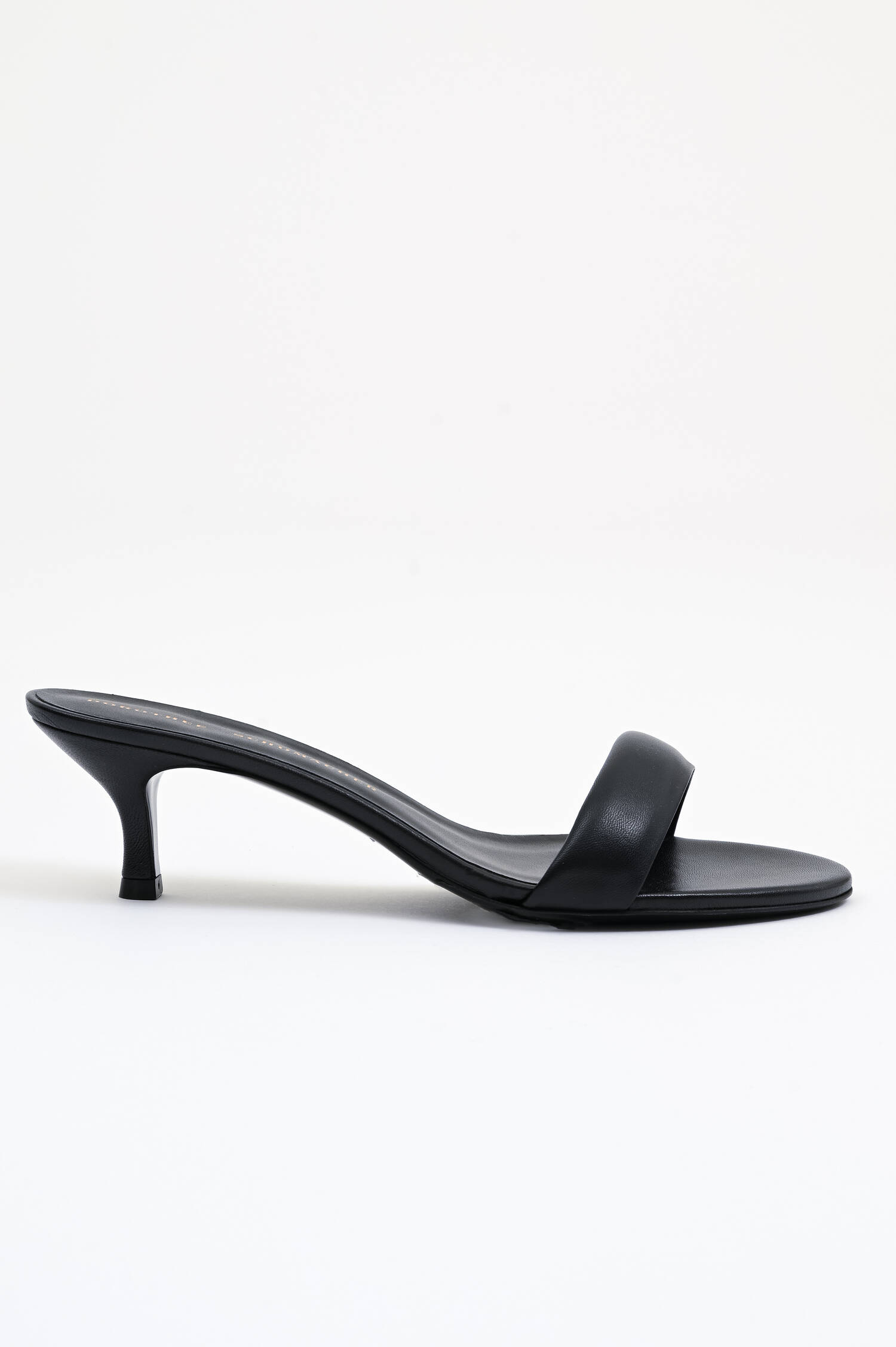 Kitten Heel in Schwarz