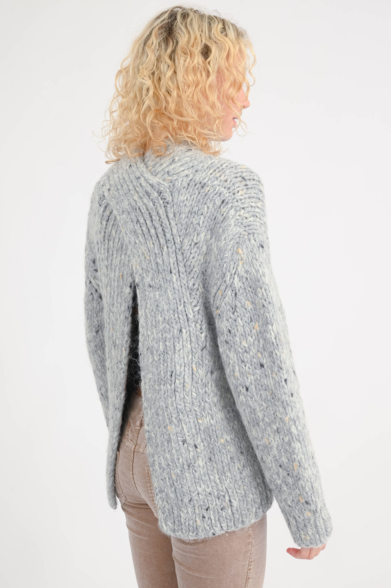 Pullover mit überkreuztem Rücken in Grau-Melange