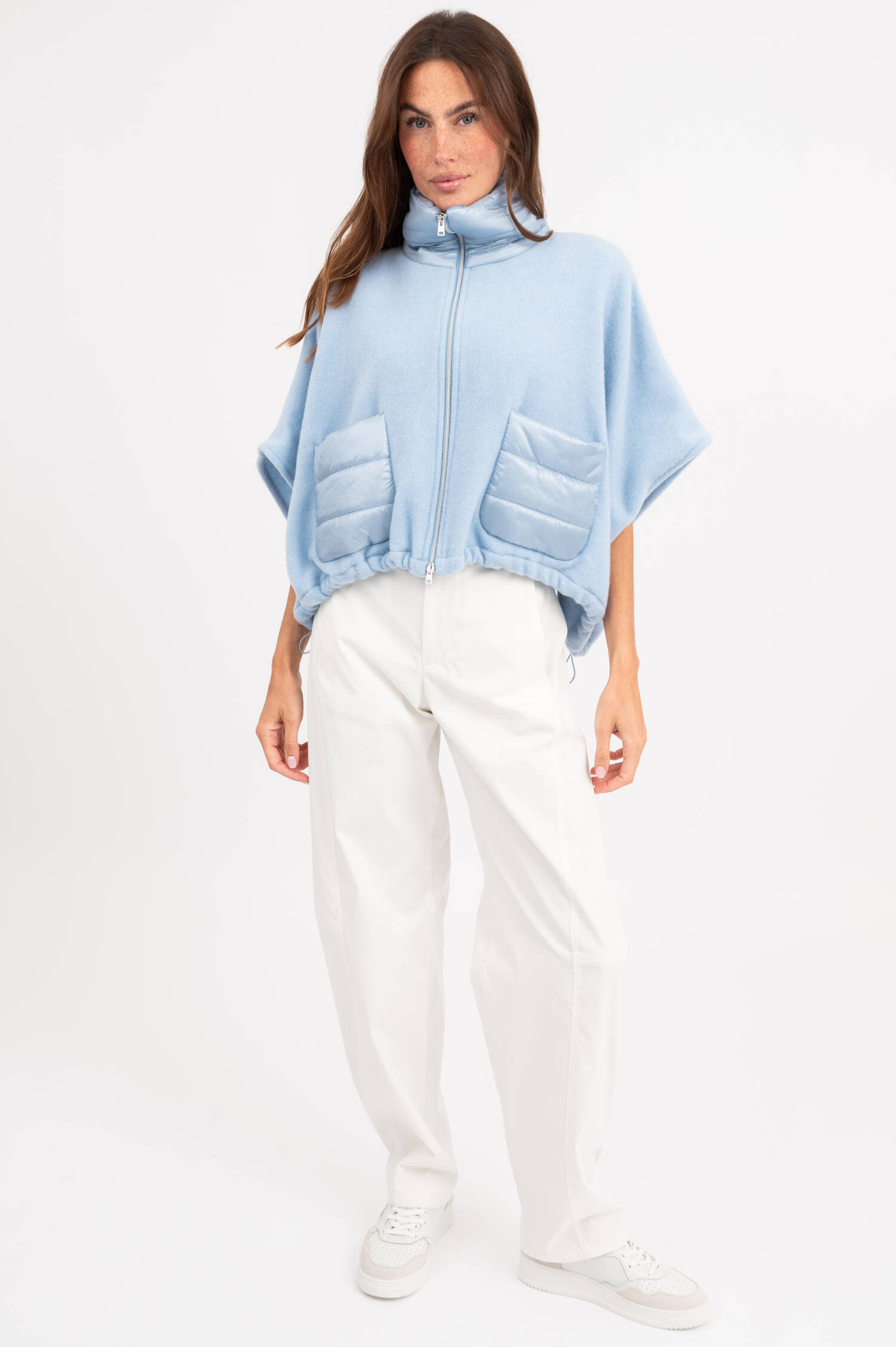 Woll-Cashmere Poncho in Hellblau Woll-Cashmere Poncho in Hellblau
