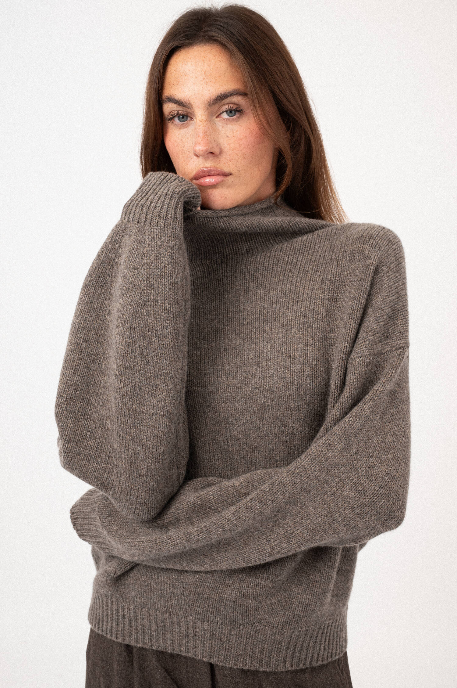 Woll-Rollkragen-Pullover KATY in Graubraun Woll-Rollkragen-Pullover KATY in Graubraun